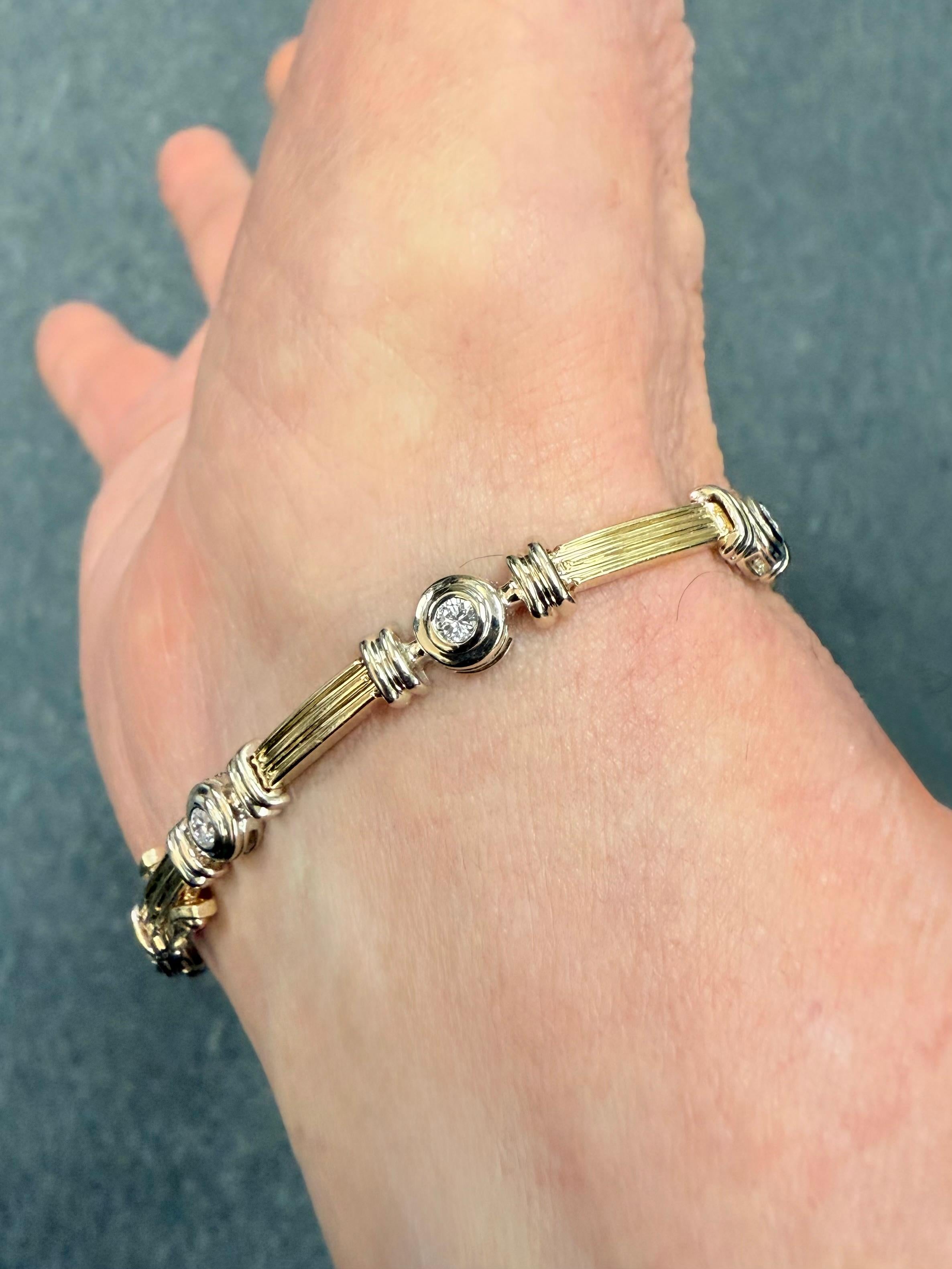 1990er Jahre 14k zweifarbiges Diamantarmband (Zeitgenössisch) im Angebot