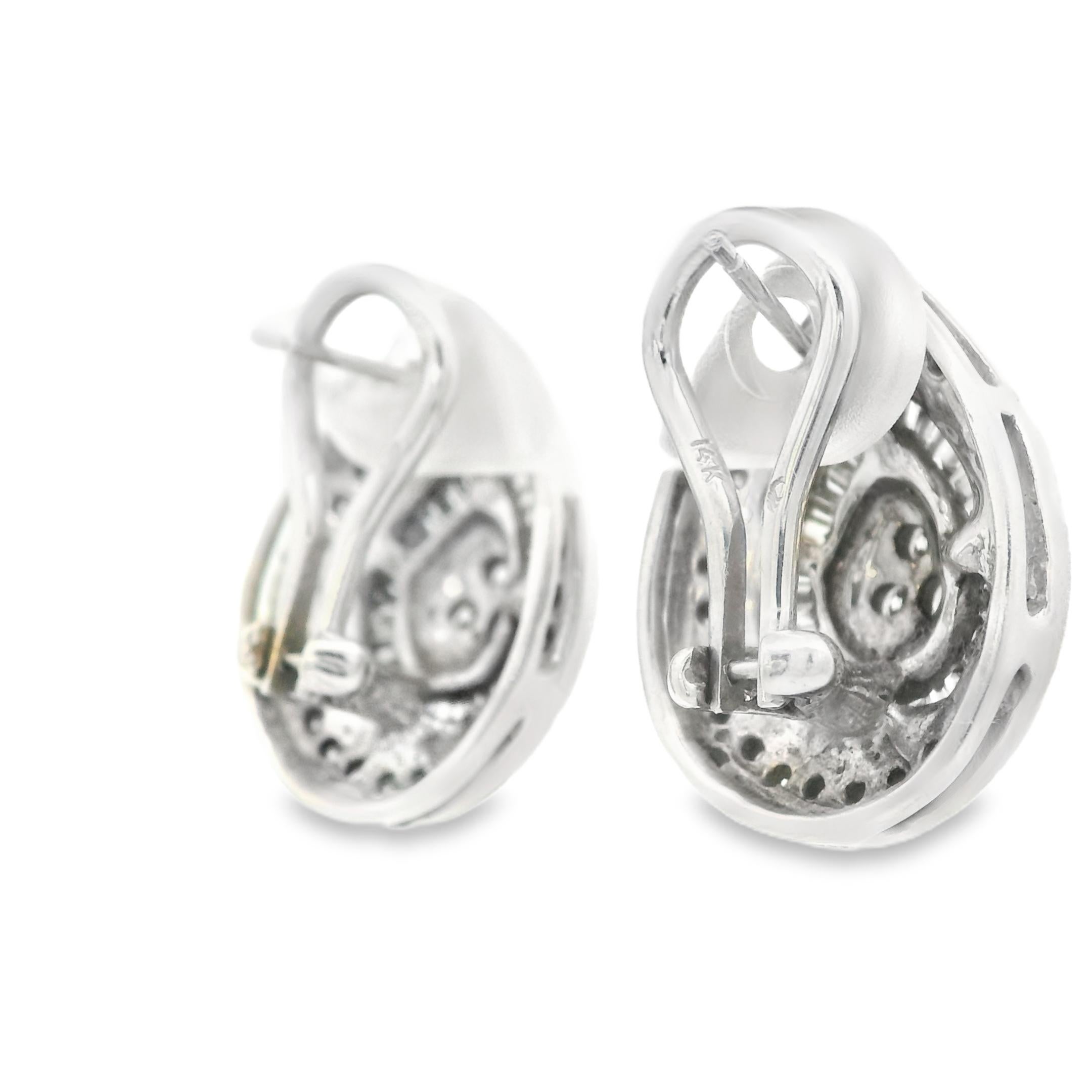 1990s 14k White Gold Baguette and Round Cut Diamond Earrings For Sale 1