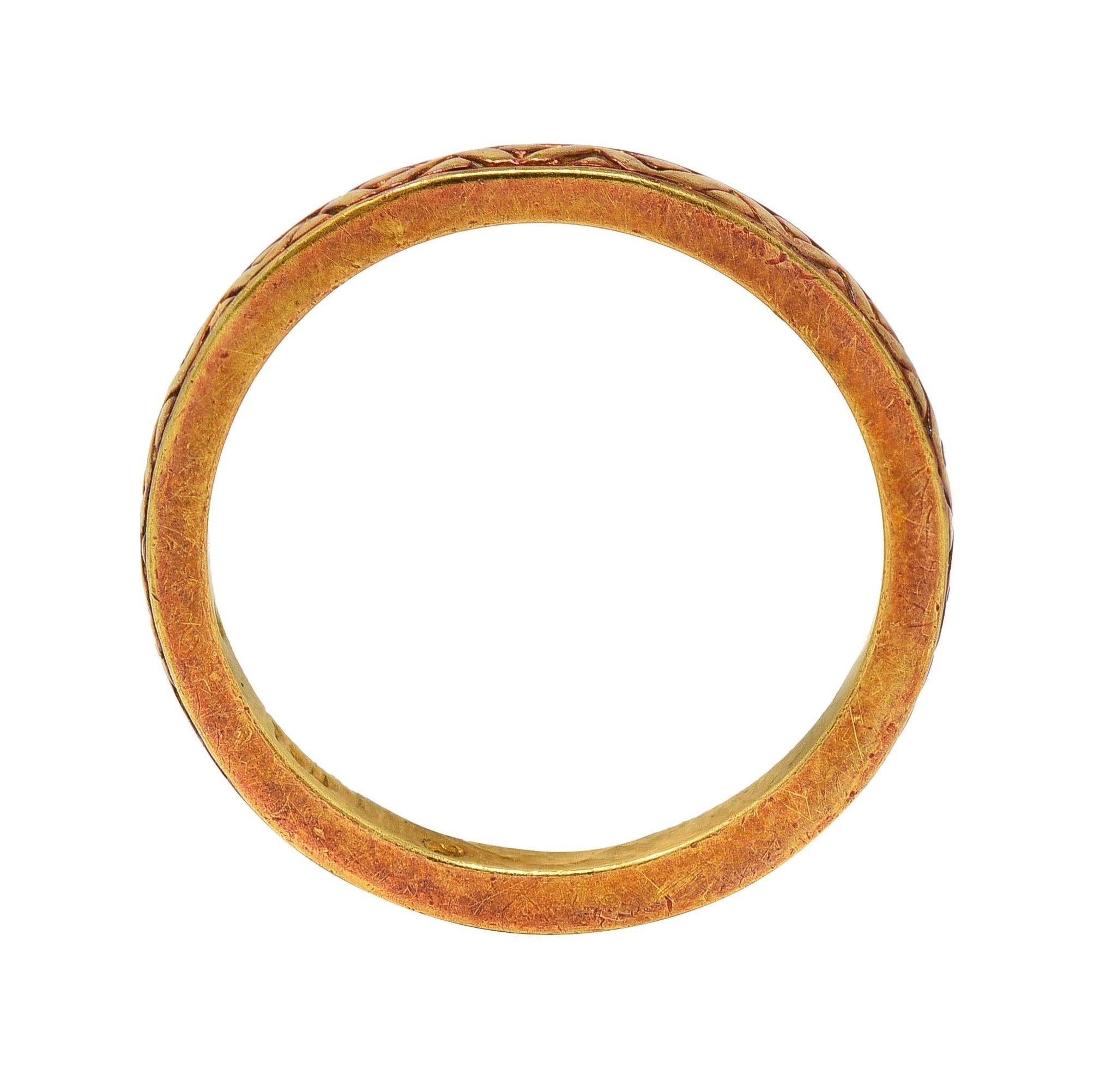 1990's 18 Karat Yellow Gold Zig-Zag Vintage Stacking Wedding Band Ring 5