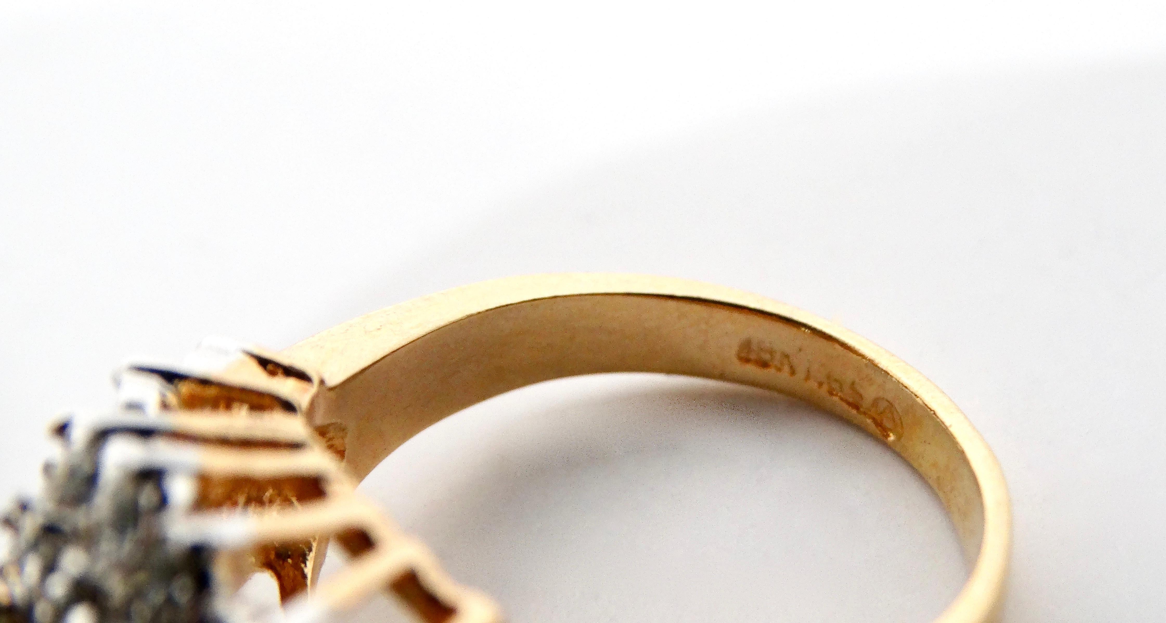 1990er Jahre 18k vergoldeter Kristall-Cluster-Cocktailring mit synthetischem Topas Damen im Angebot