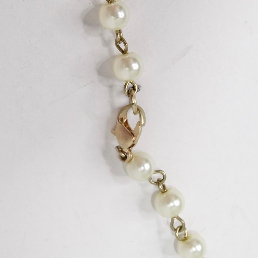 1990er Jahre 18 Karat vergoldete Rosary-Halskette aus Kunstperlen im Angebot 1