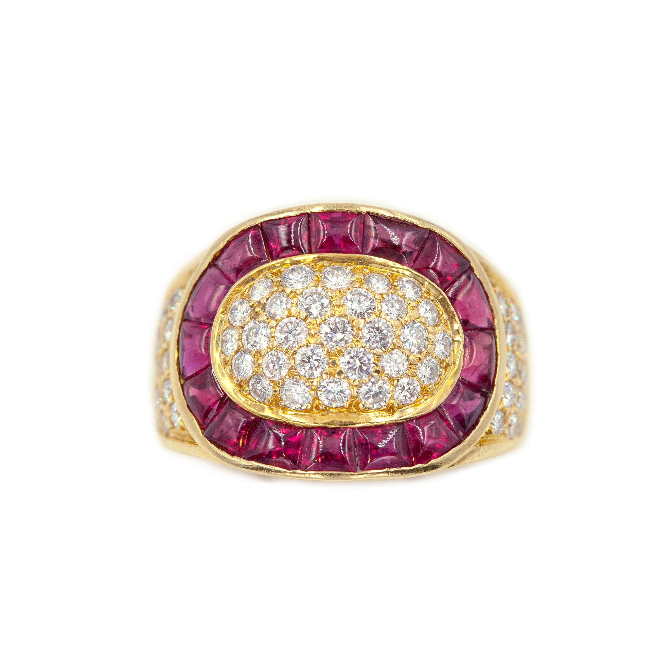 Brilliant Cut Vintage 18K Yellow Gold Diamond Calibre-cut Ruby Cocktail Ring c. 1990s For Sale