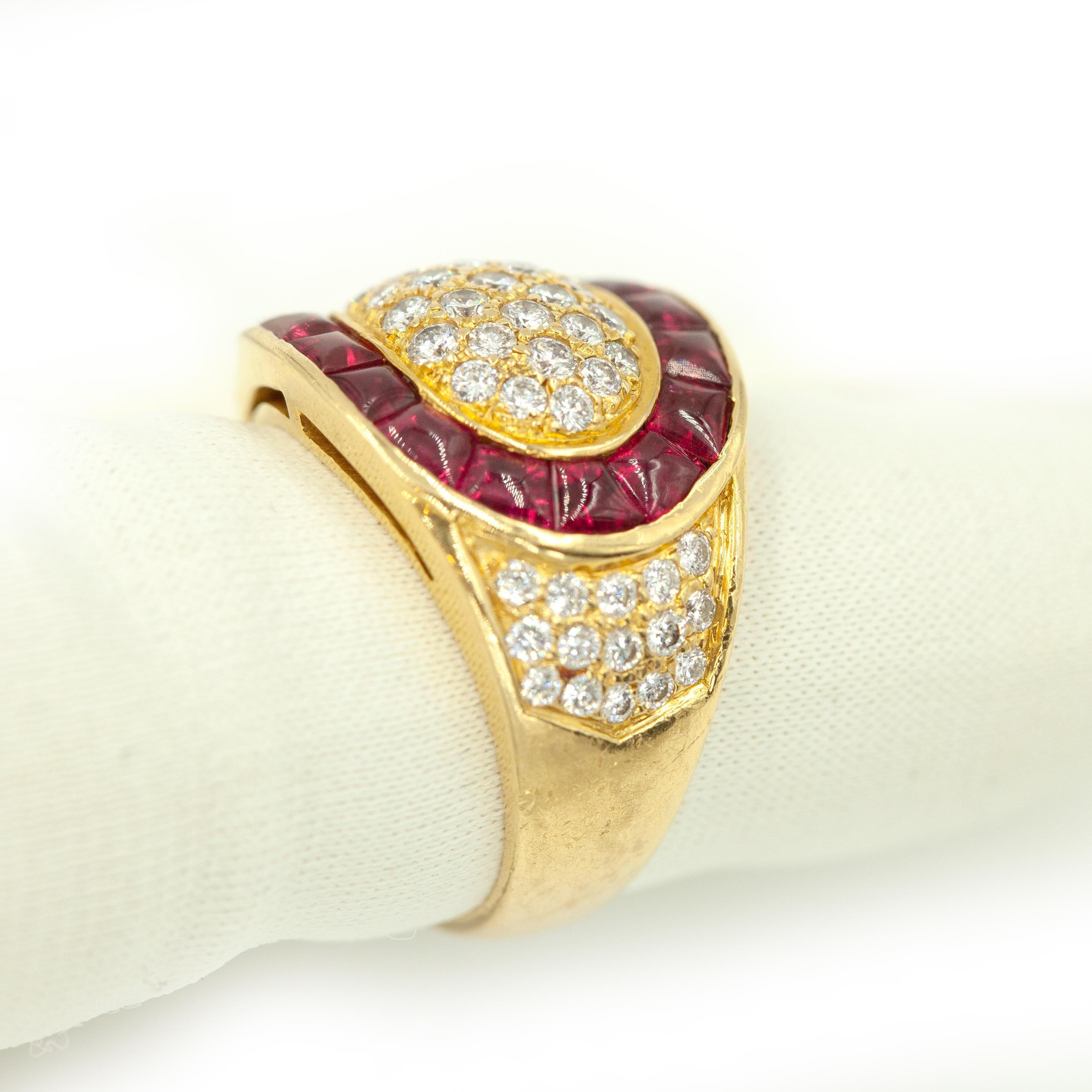 Women's Vintage 18K Yellow Gold Diamond Calibre-cut Ruby Cocktail Ring c. 1990s For Sale
