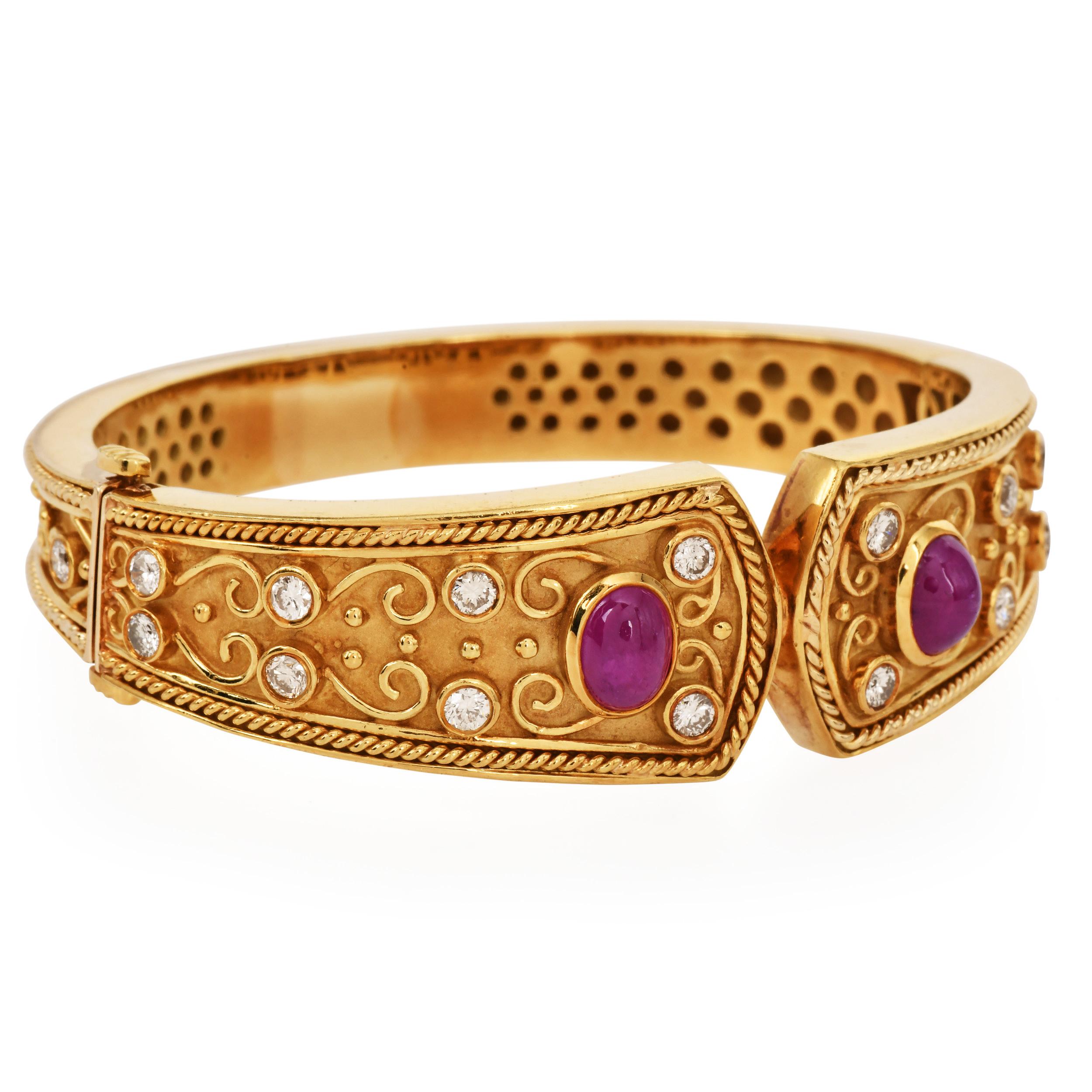 1990's  Bracelet en or jaune 18K avec rubis et diamants en vente 3