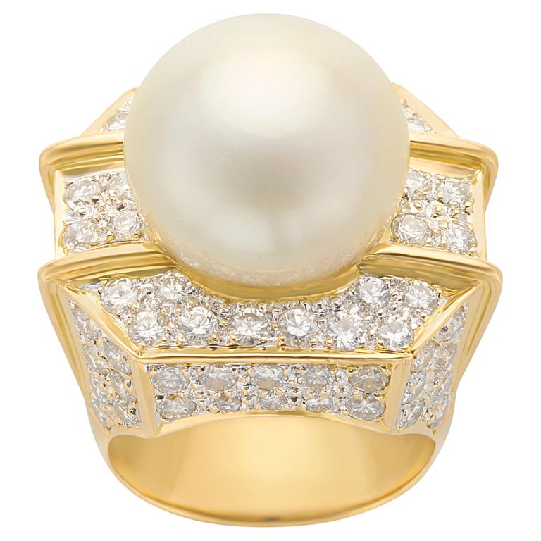 Sea Gold Rings 1990's 18k Yellow Gold South Sea Pearl and Diamond Ring For Sale at 1stDibs