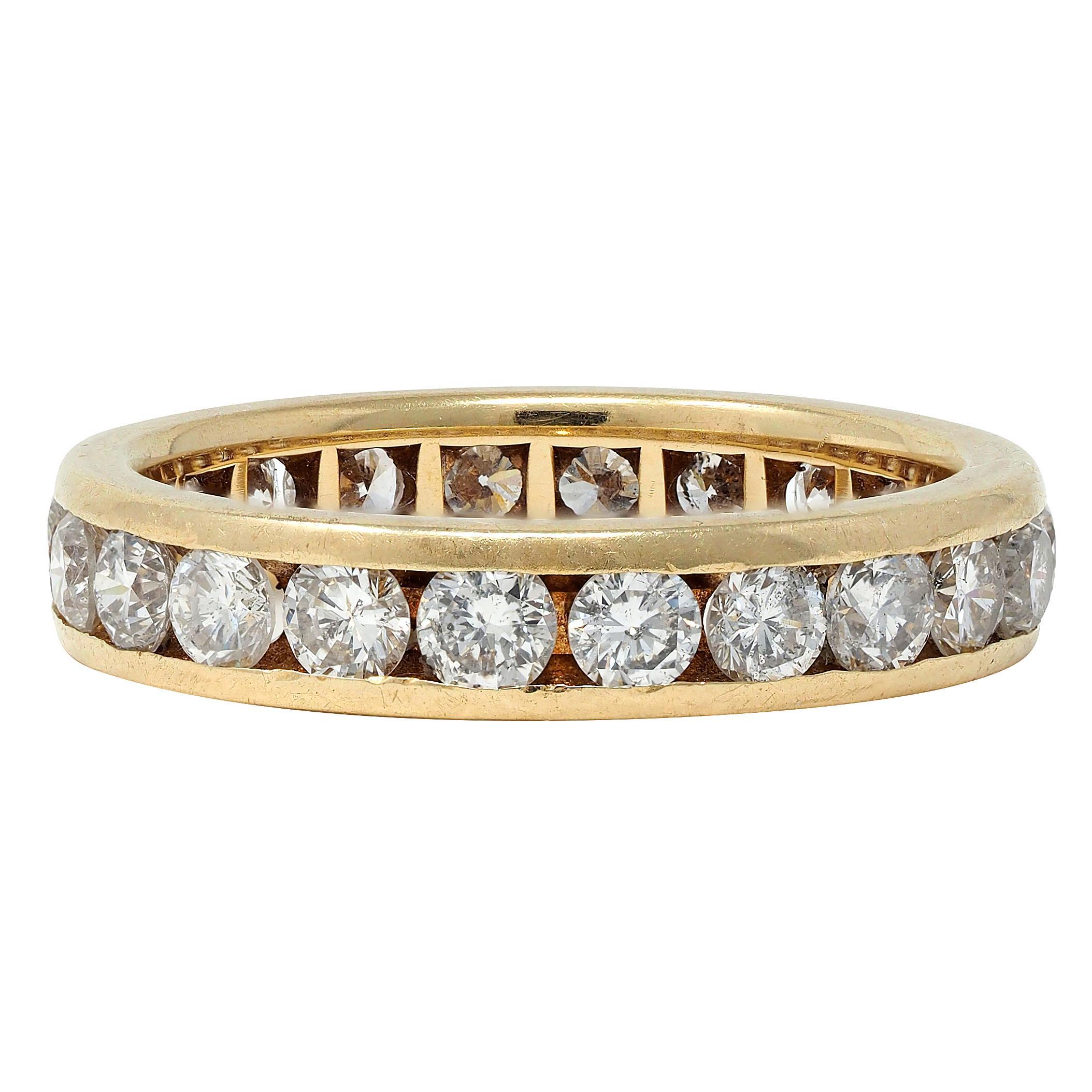 Women's or Men's 1990's 2.20 CTW Diamond 14 Karat Yellow Gold Vintage Eternity Wedding Band Ring For Sale