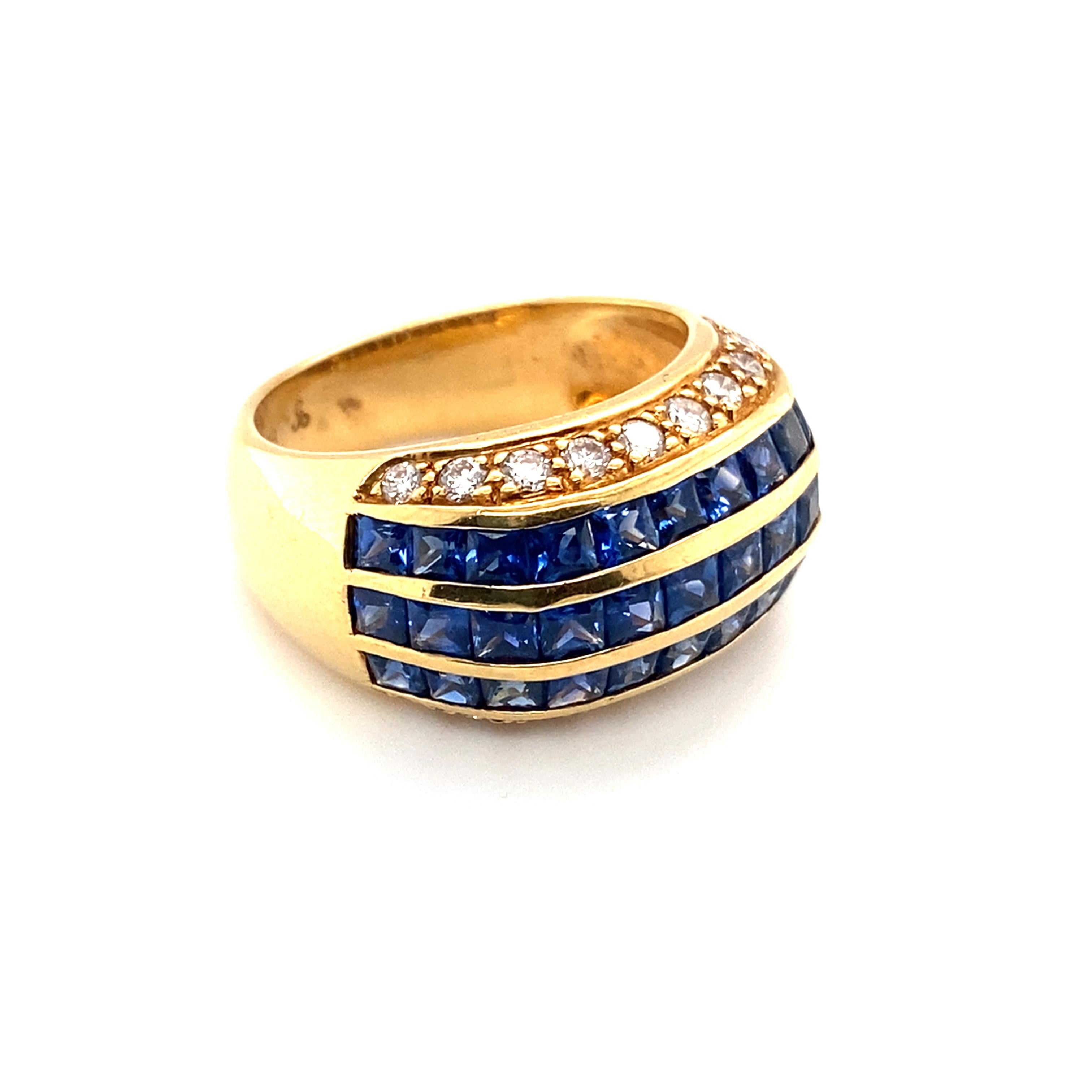 1990er Jahre Ring aus 18 Karat Gelbgold mit 2,40 Karat Saphir und Diamant (Carréschliff) im Angebot