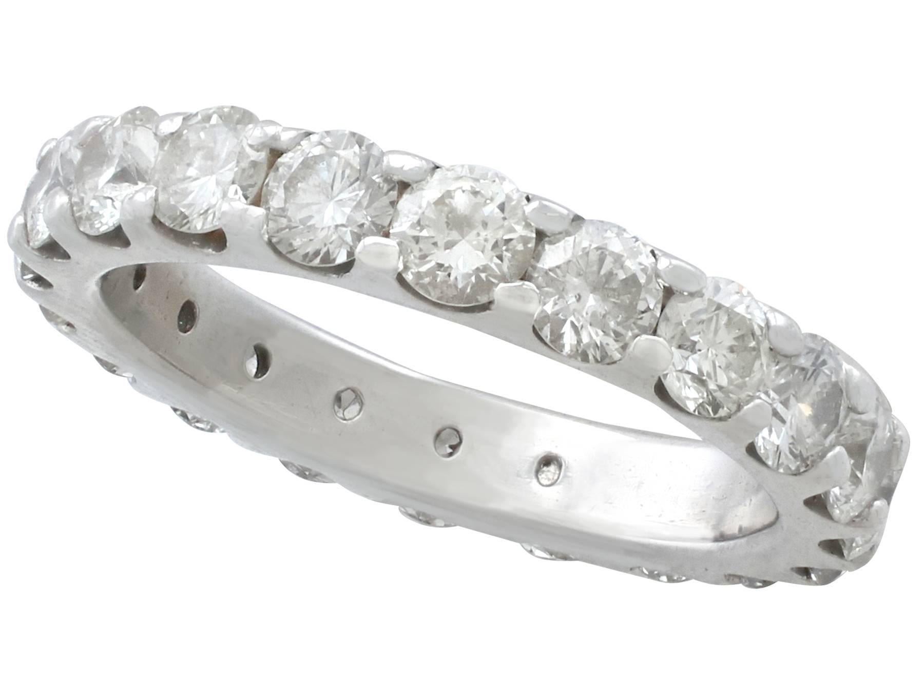 1990s 2.62 Carat Diamond and White Gold Full Eternity Ring- Size 6 In Excellent Condition In Jesmond, Newcastle Upon Tyne