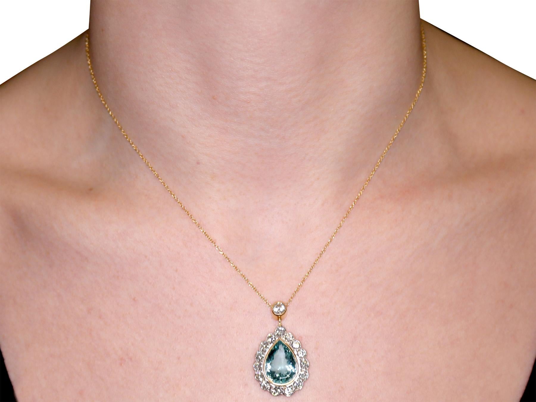 1990s 6.71 carat Aquamarine and 3.16 carat Diamond Yellow Gold Necklace 2