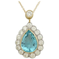 1990s 6.71 carat Aquamarine and 3.16 carat Diamond Yellow Gold Necklace