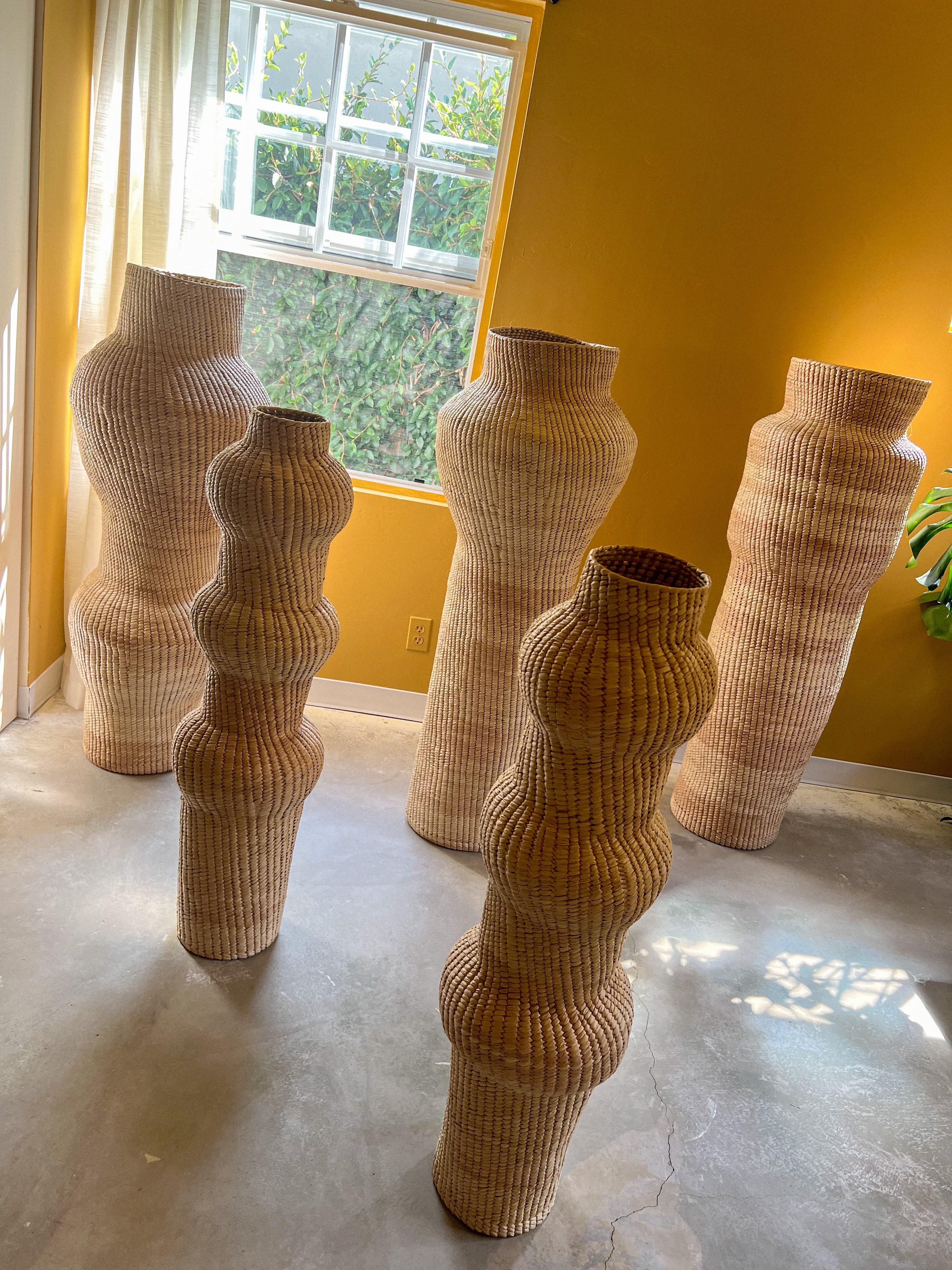 Abstract Handwoven Palm Sculpture, Large (Wide) en vente 2
