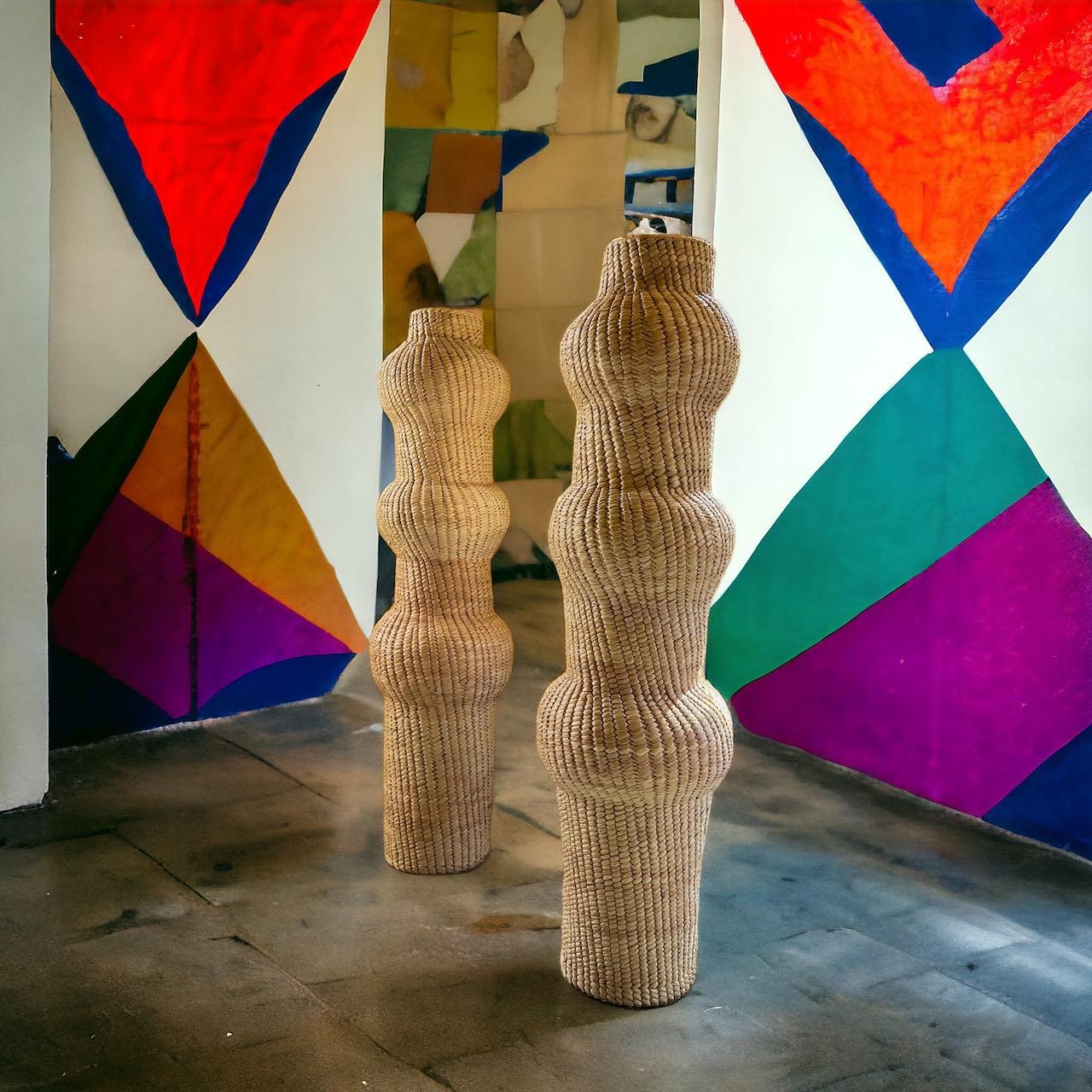 Sculpture abstraite en palmier tissé à la main des années 1990, petite en vente 3