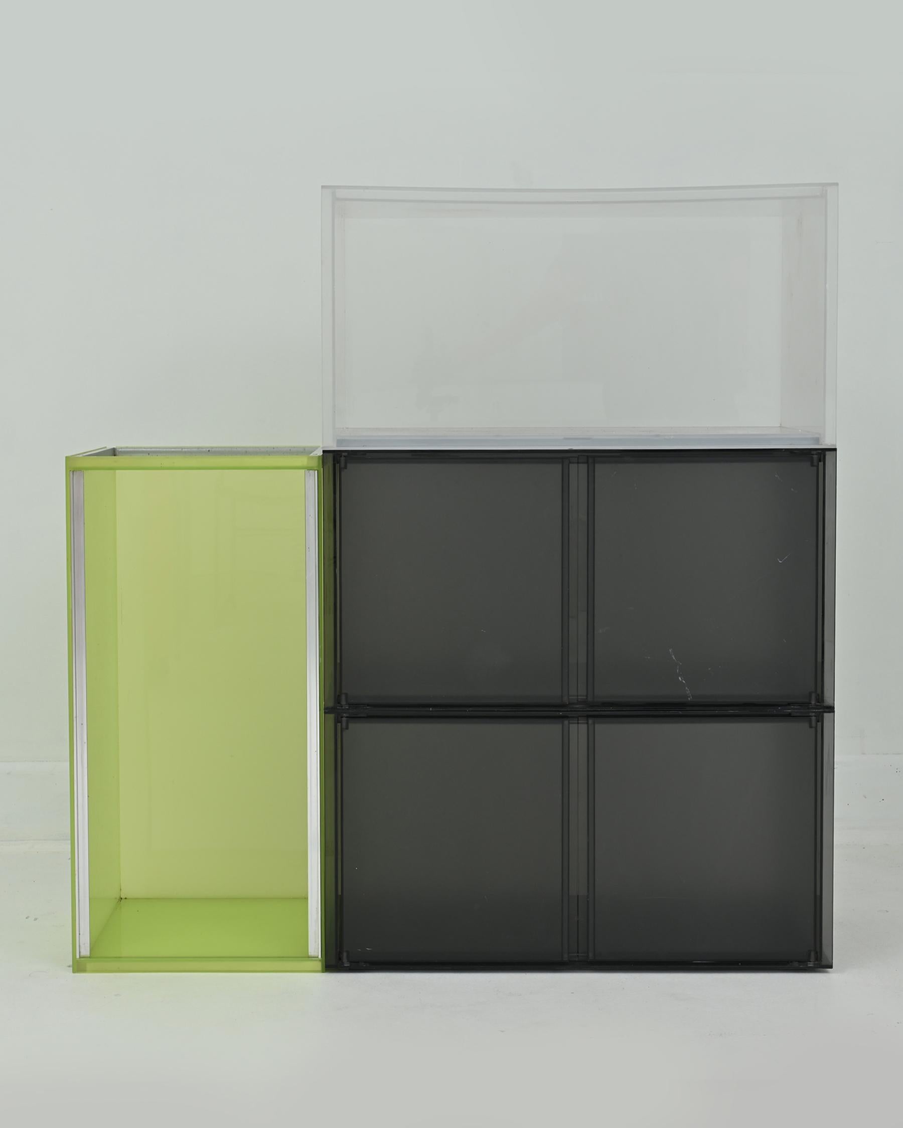 1990s Acrylic Resin and Steel “One” Wall Unit by Piero Lissoni for Kartell For Sale 4