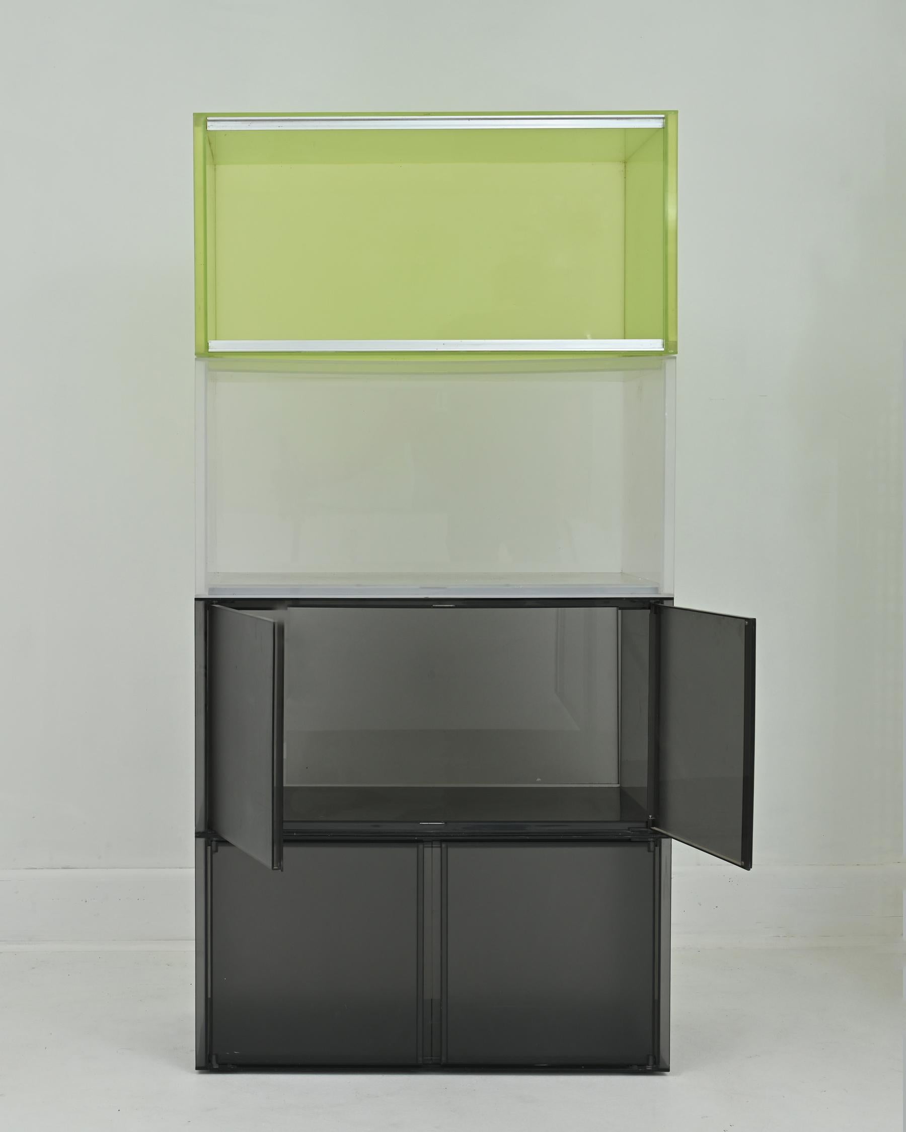 1990s Acrylic Resin and Steel “One” Wall Unit by Piero Lissoni for Kartell For Sale 6