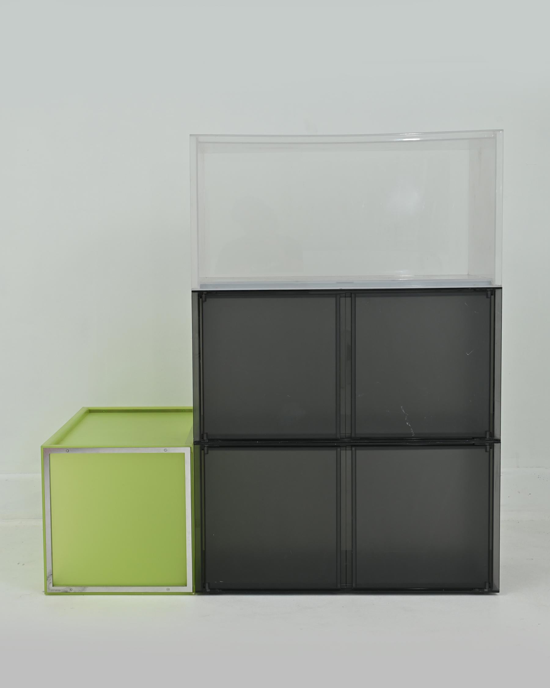 1990s Acrylic Resin and Steel “One” Wall Unit by Piero Lissoni for Kartell For Sale 2