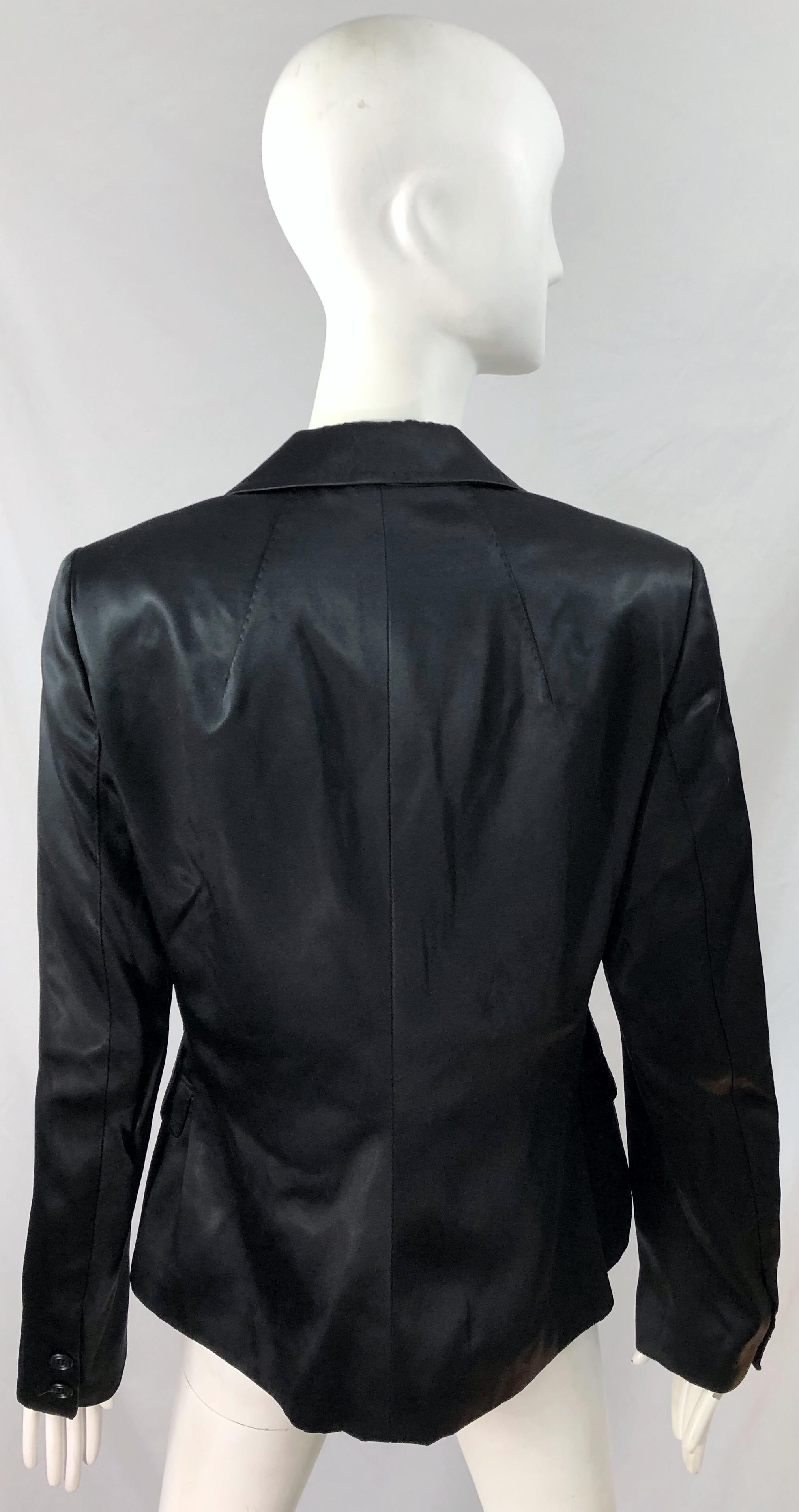 Women's 1990s Alessandro Dell'Acqua Size 46 / US 10 Black Silk Satin Look Vintage Blazer For Sale