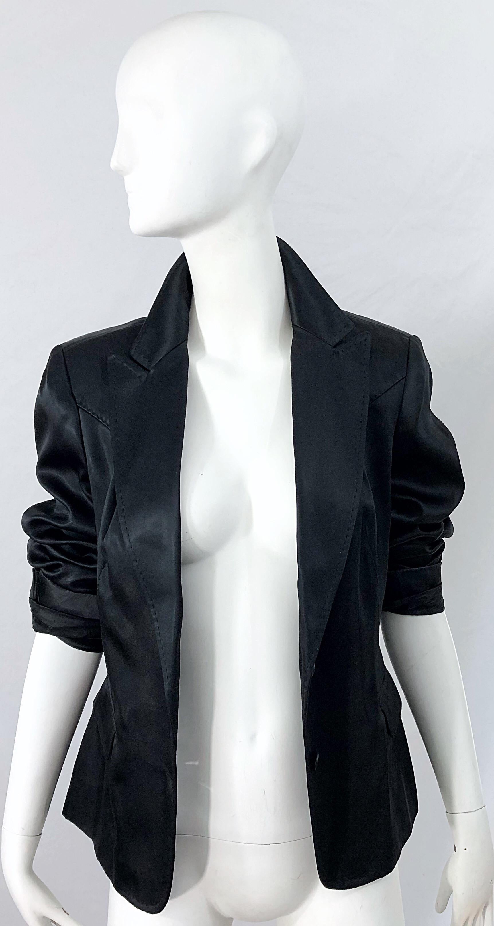 1990s Alessandro Dell'Acqua Size 46 / US 10 Black Silk Satin Look Vintage Blazer For Sale 1