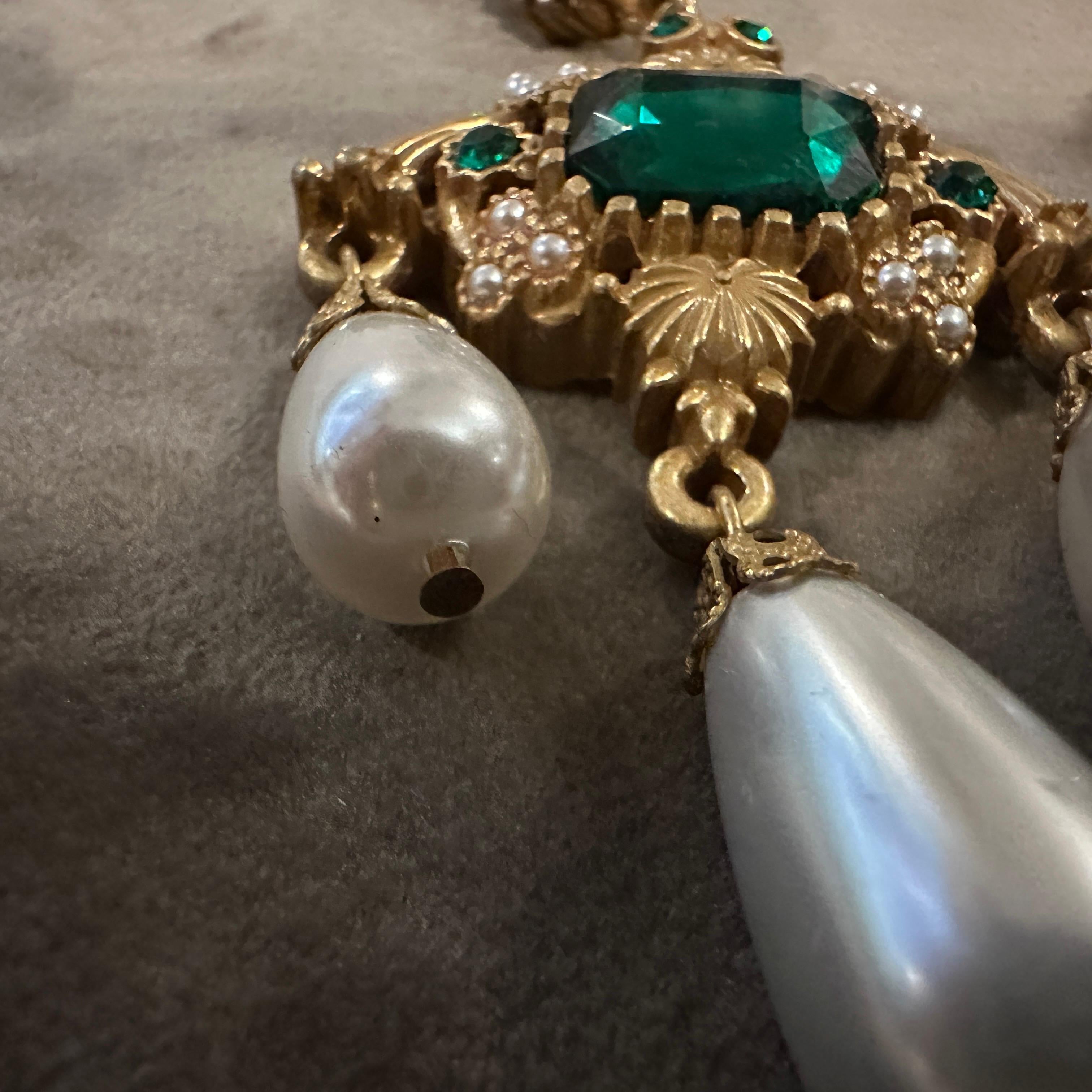 1990er Jahre Erstaunlicher Modeschmuck Kronleuchter-Ohrringe von Antigona Paris Damen im Angebot