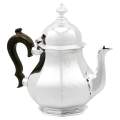 Antica teiera in argento sterling di Edward Barnard & Sons