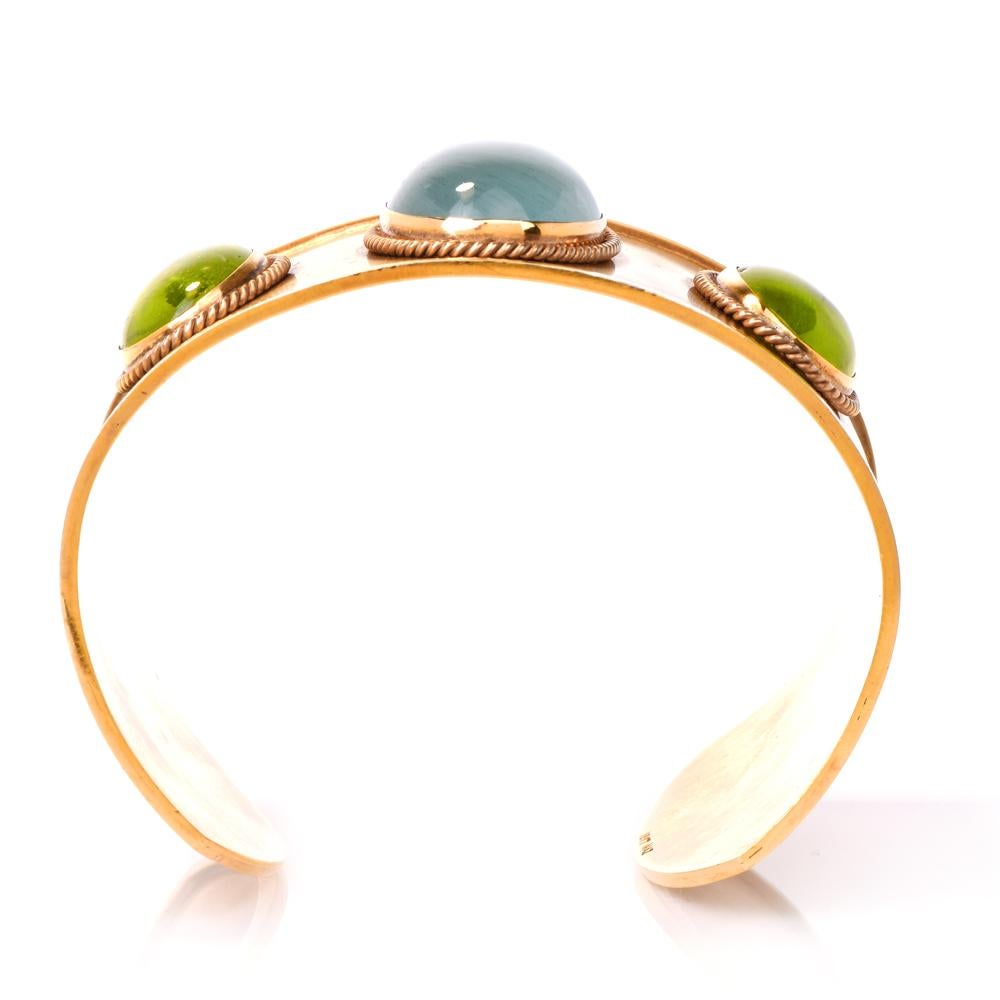 1990s Aquamarine Peridot 18 Karat Yellow Gold Cuff Bracelet In Excellent Condition In Miami, FL