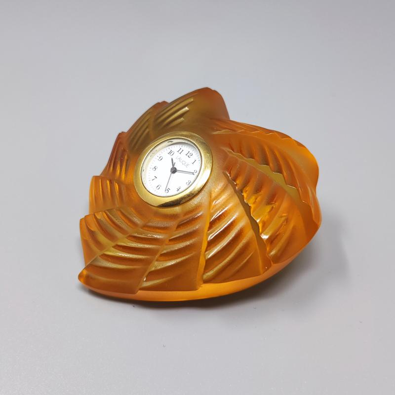 Late 20th Century 1990s Astonishing Amber Clock by Lalique in Crystal, Made in France For Sale