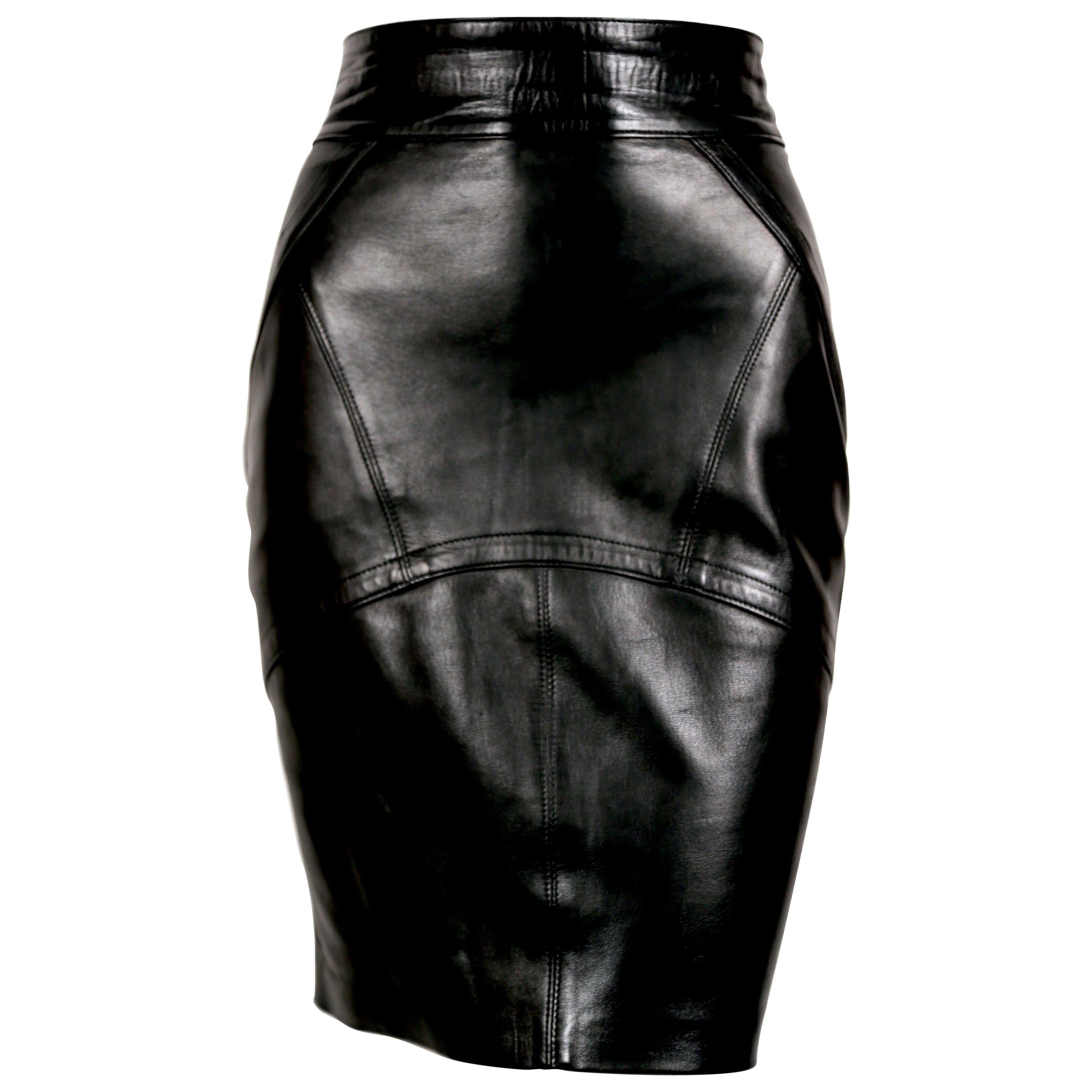 1990's AZZEDINE ALAIA back leather skirt with pleated hemline