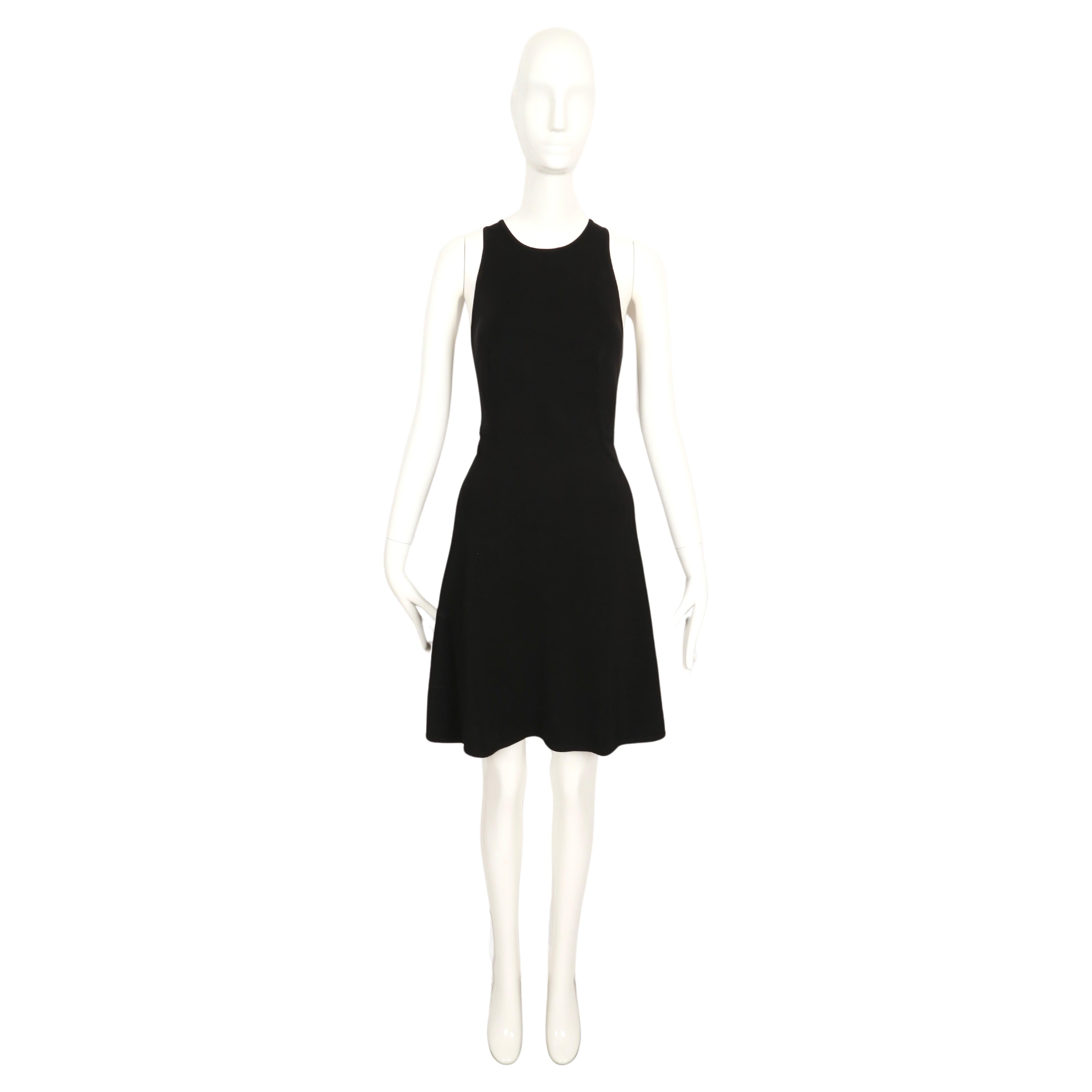 1990er Jahre AZZEDINE ALAIA Schwarzes Kleid mit Rennrücken im Zustand „Gut“ im Angebot in San Fransisco, CA