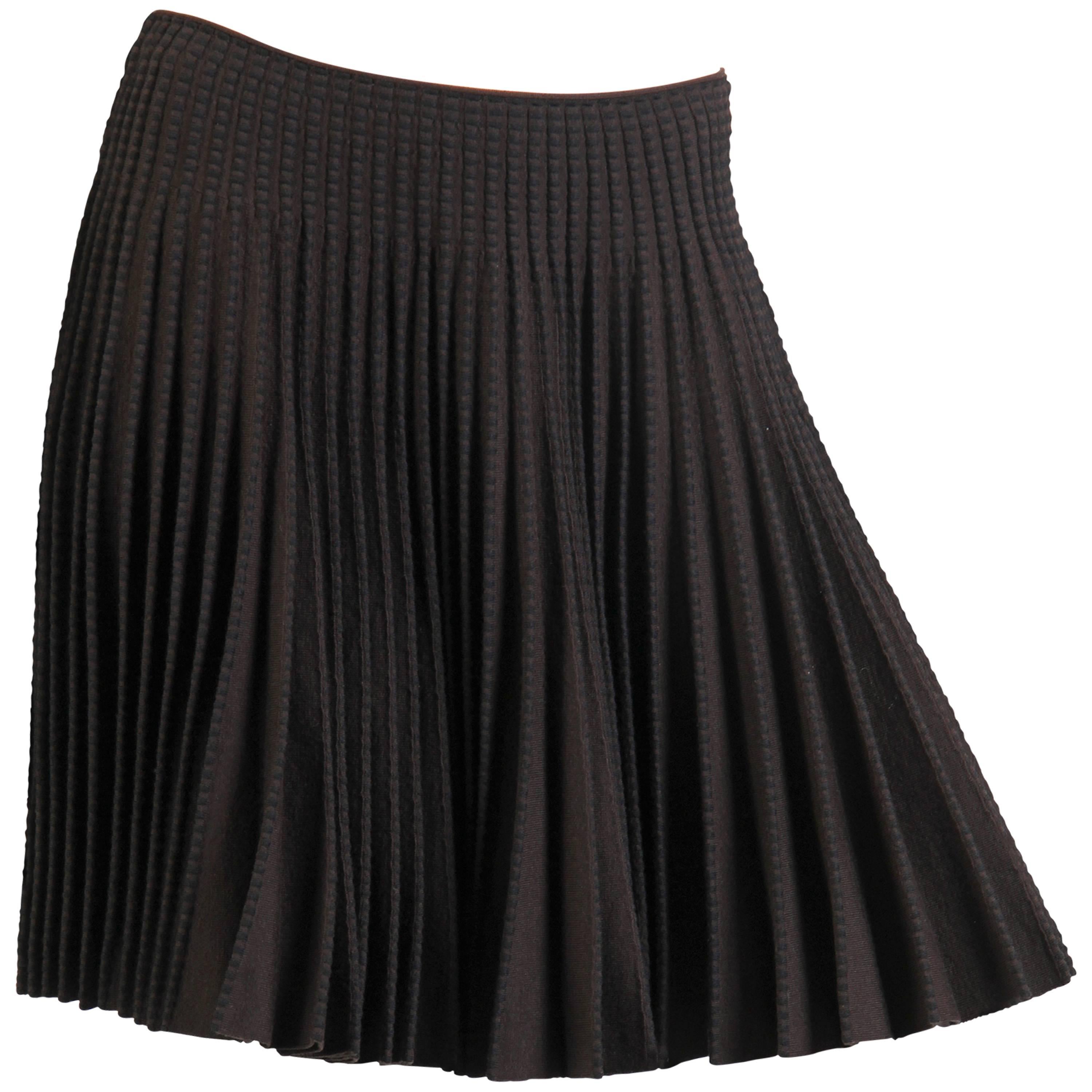 1990S AZZEDINE ALAIA Chocolate Brown & Black Rayon Blend Knit Ra-Ra Skirt For Sale