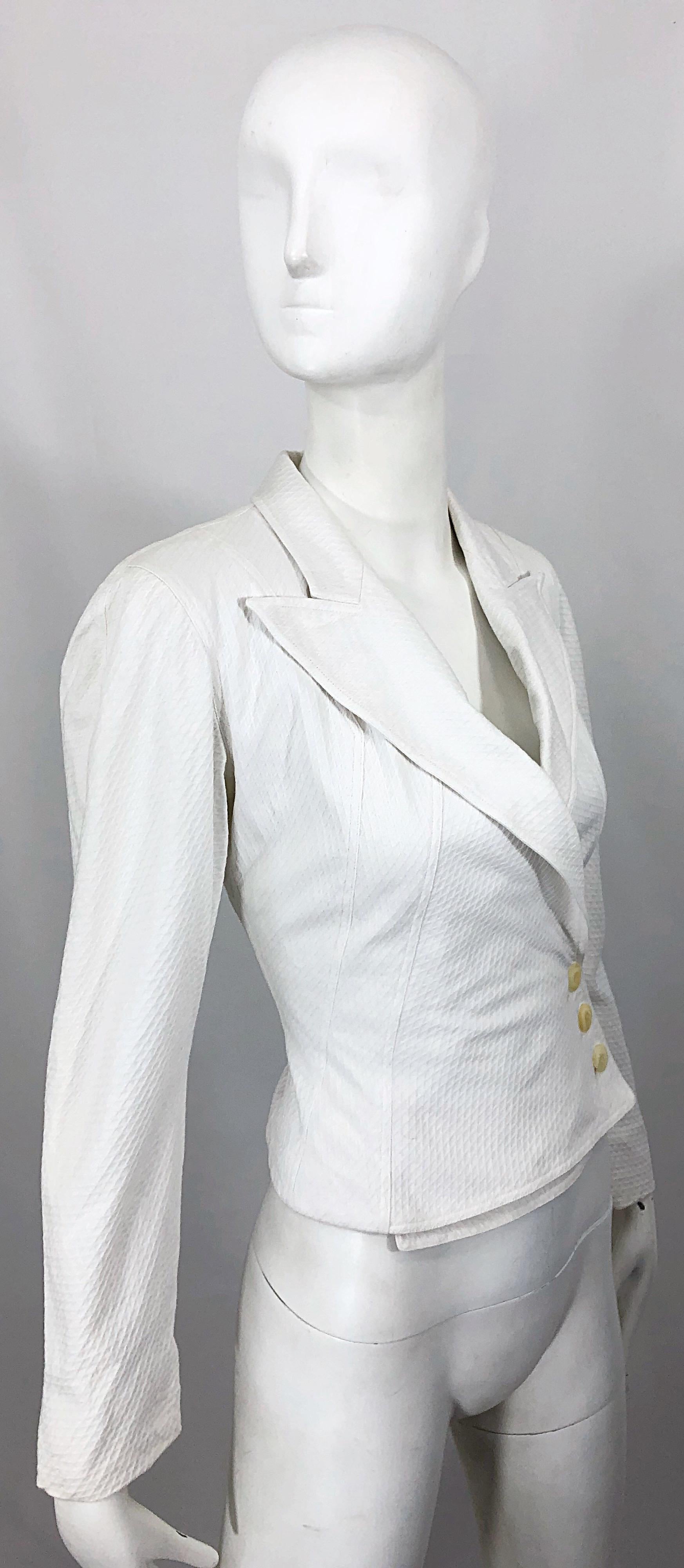 1980s Azzedine Alaia White Pique Cotton Vintage 80s Cropped Blazer Jacket Size 2 For Sale 3