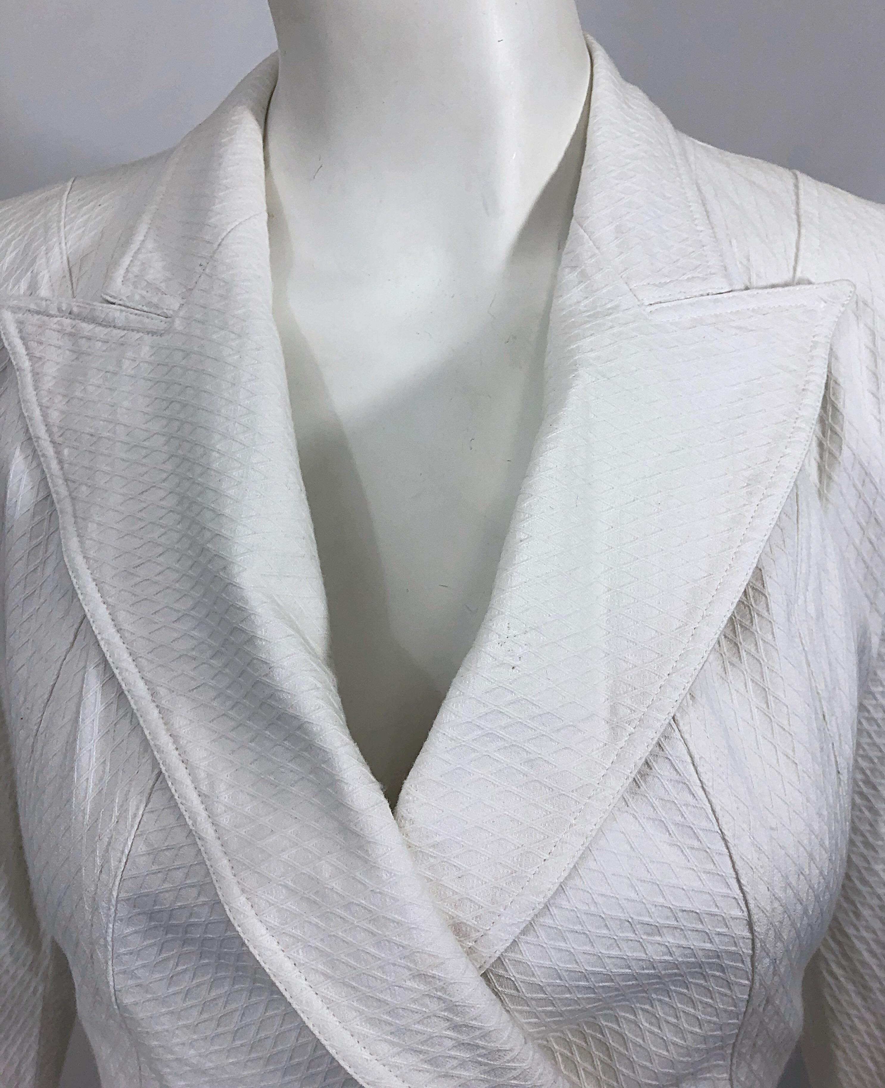 1980s Azzedine Alaia White Pique Cotton Vintage 80s Cropped Blazer Jacket Size 2 For Sale 4