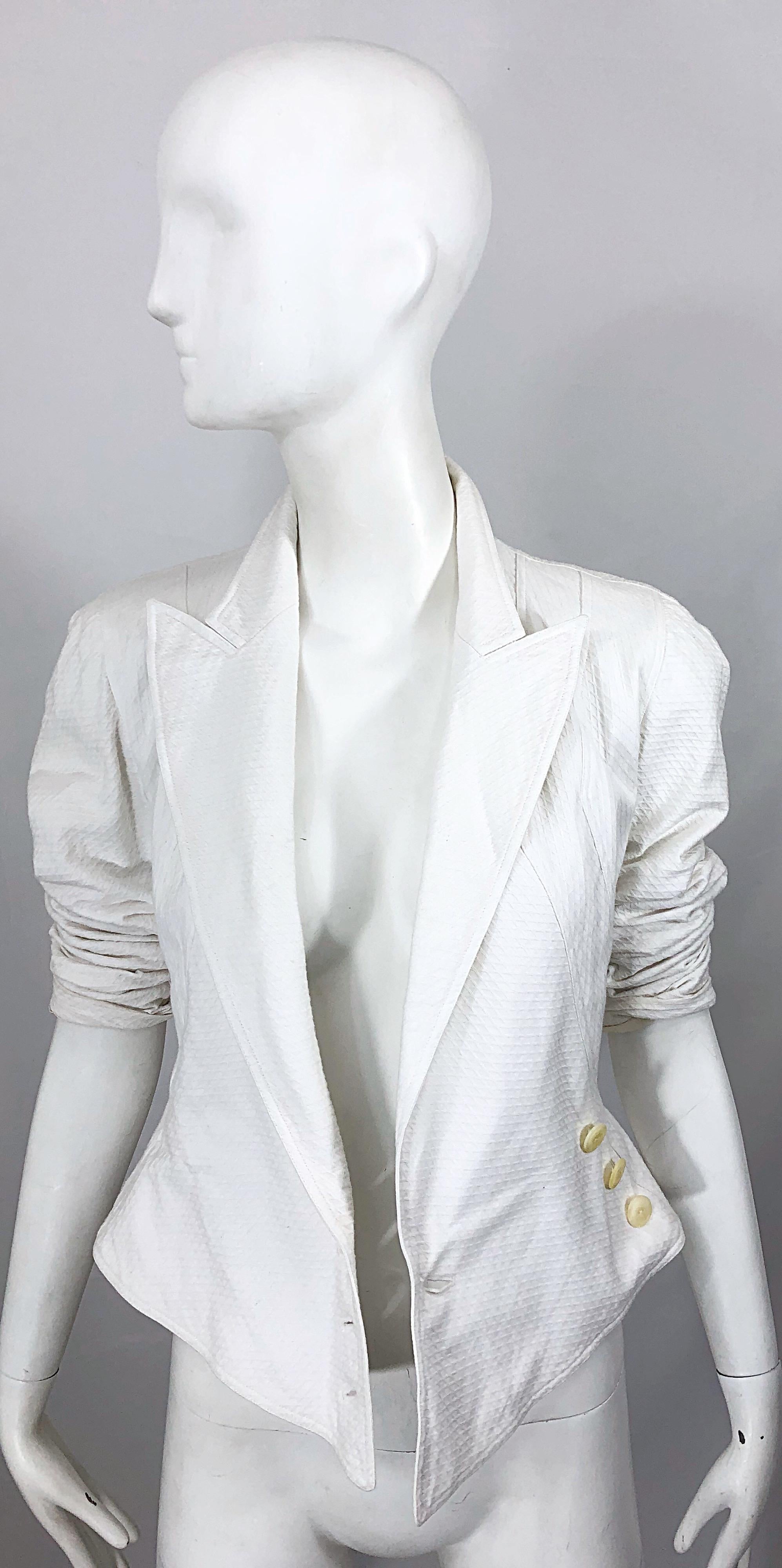 Azzedine Alaïa - Blazer court vintage en coton piqué blanc, taille 2, années 1980 en vente 9