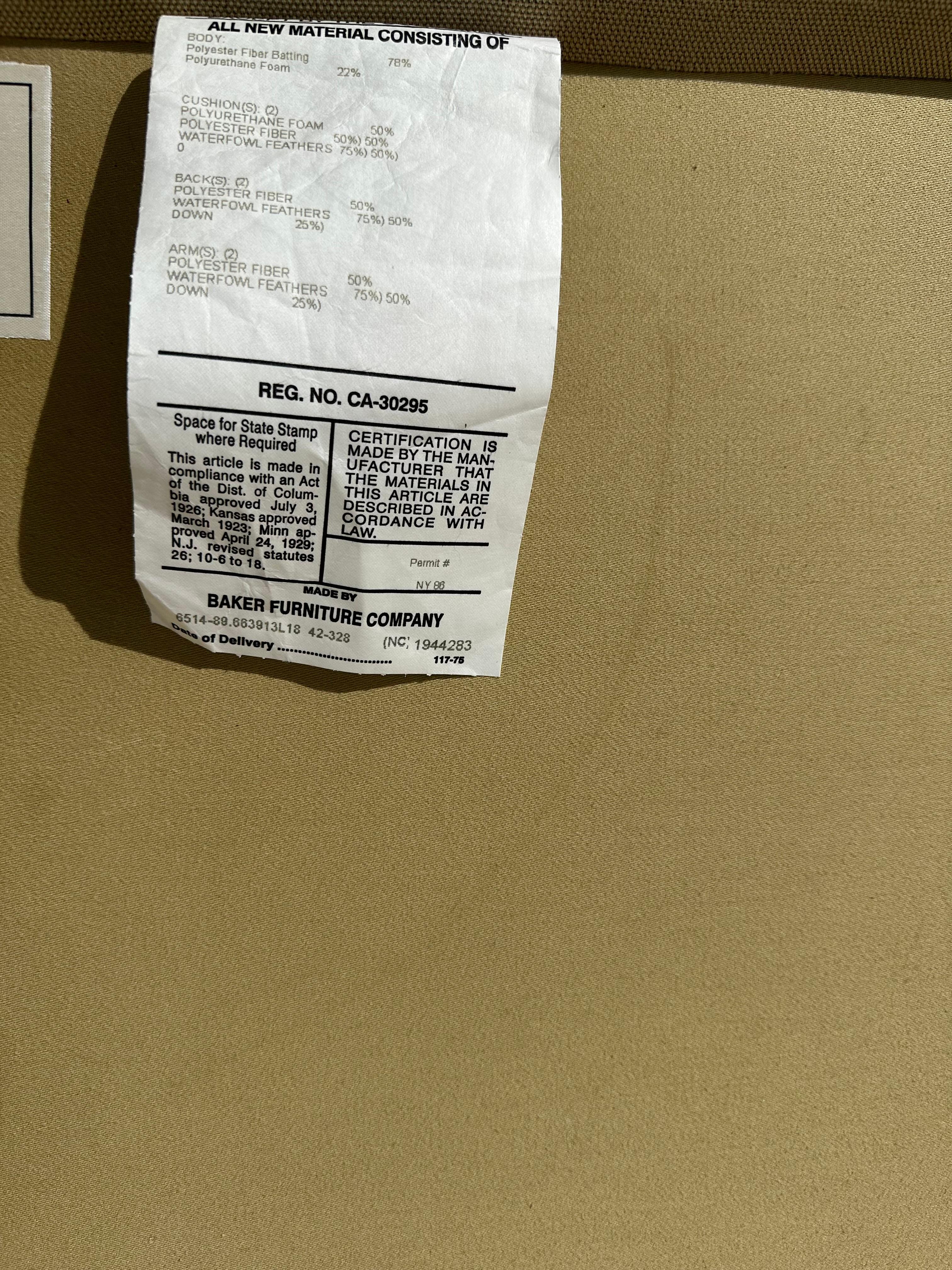 1990 Baker Canapé en lin beige Knole en vente 9