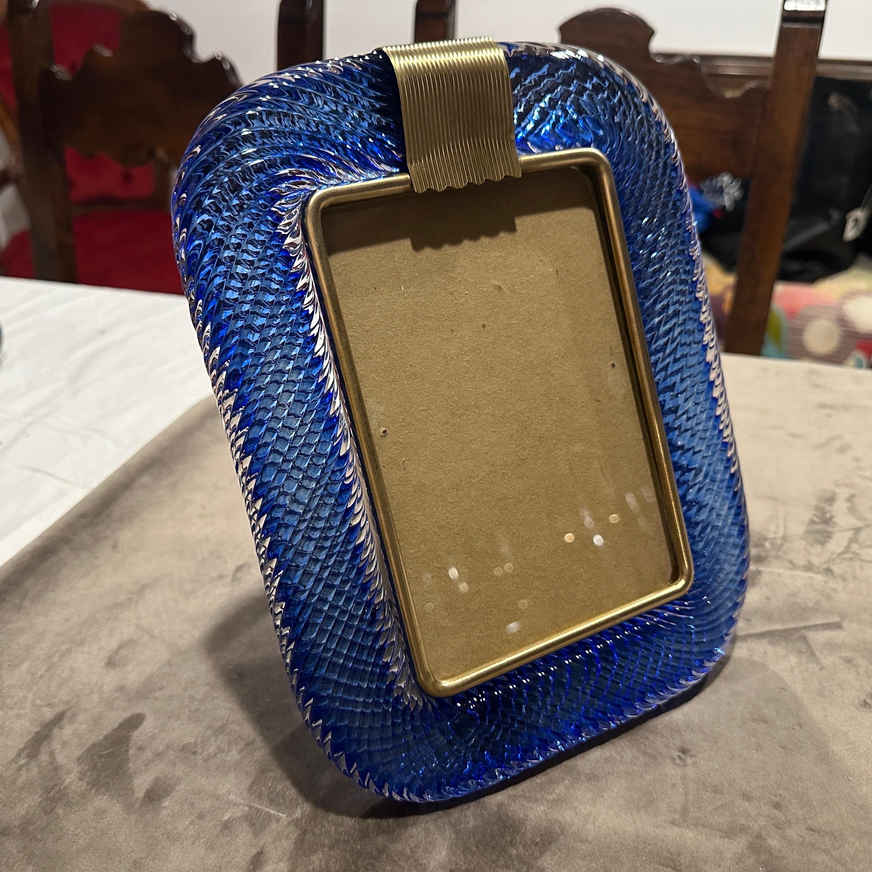 1990s Barovier Style Art Deco Blue Murano Glass and Brass Picture Frame For Sale 3