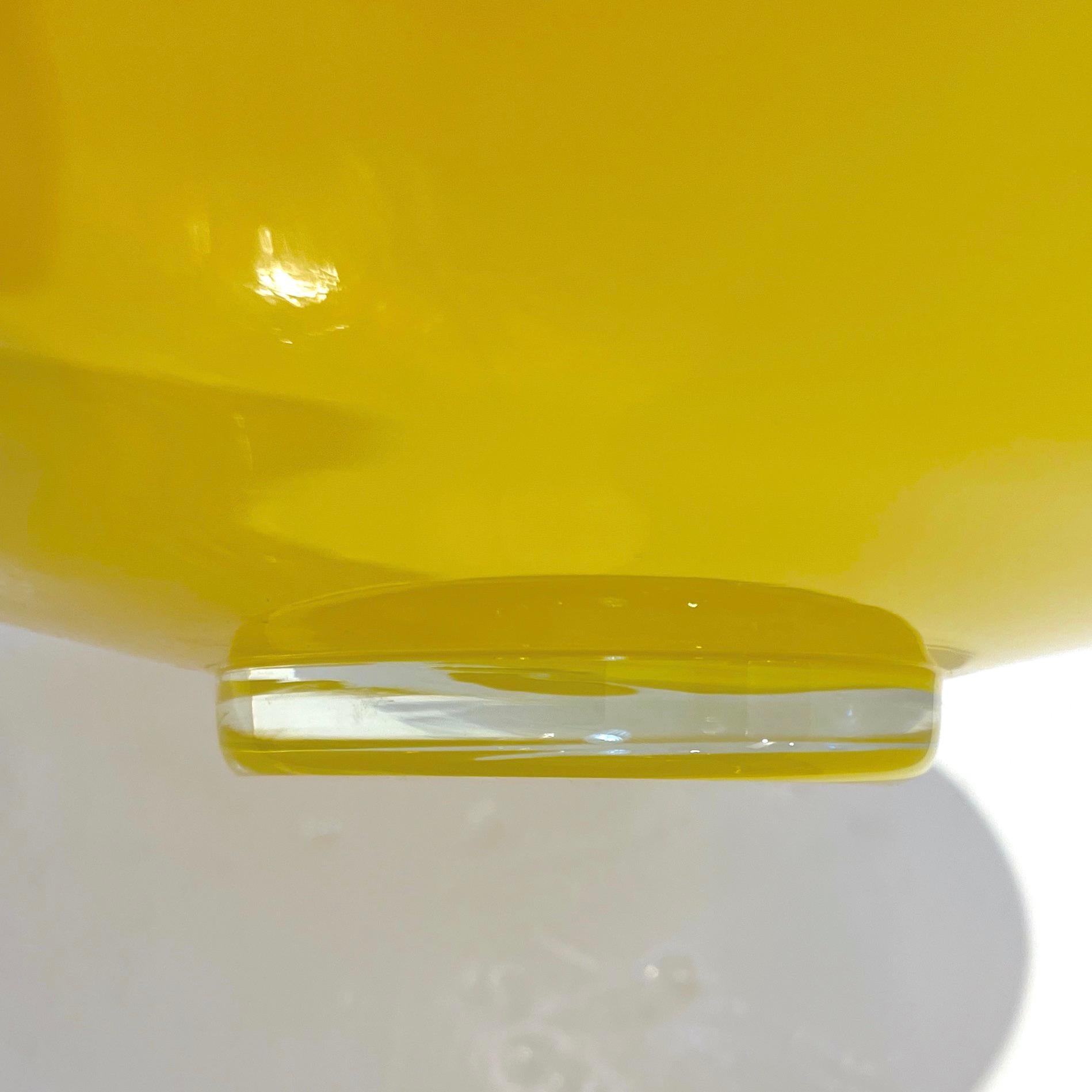 1990 Barovier & Greene & Greene Murano Yellow Red Green Heart Glass Centerpiece en vente 5