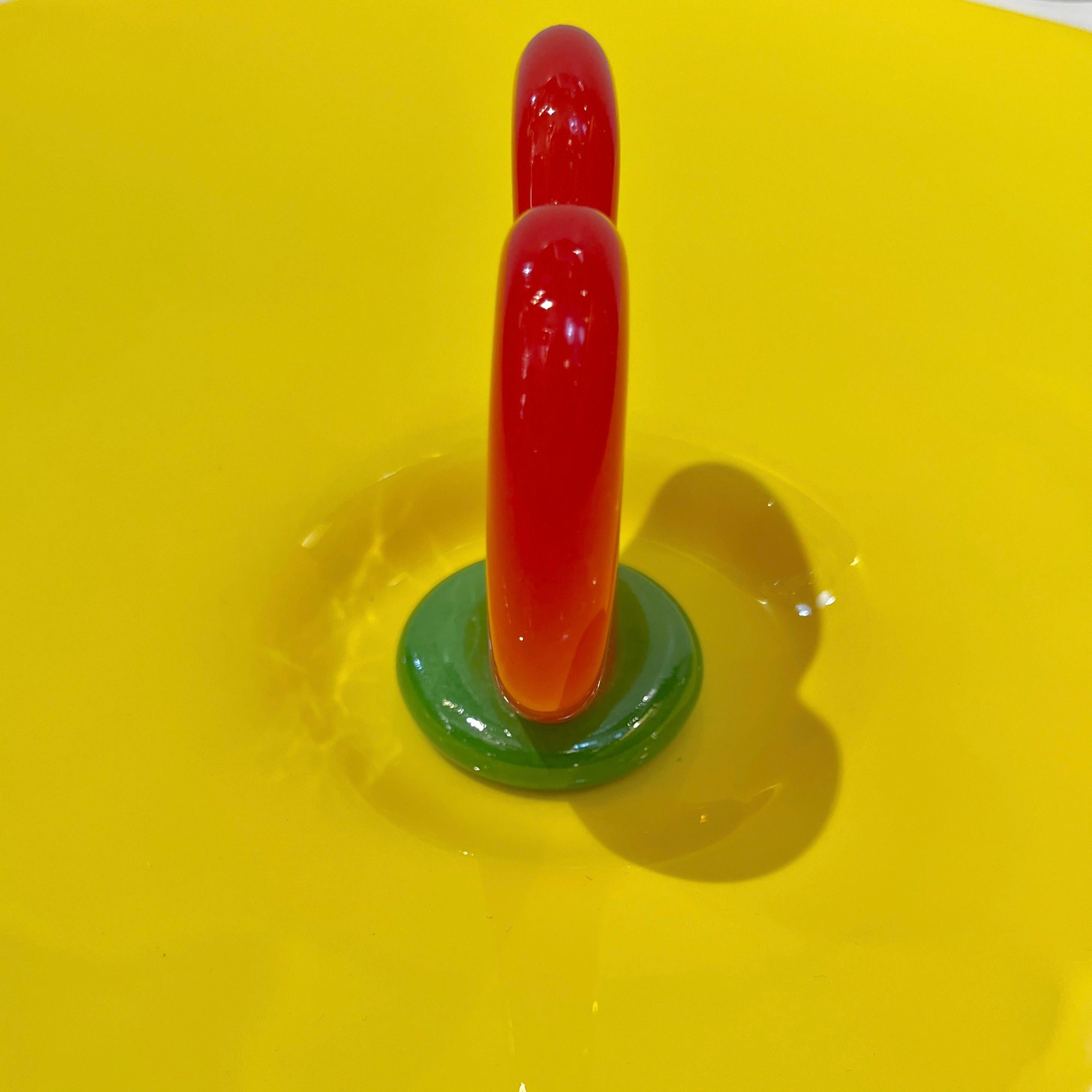 1990 Barovier & Greene & Greene Murano Yellow Red Green Heart Glass Centerpiece en vente 6