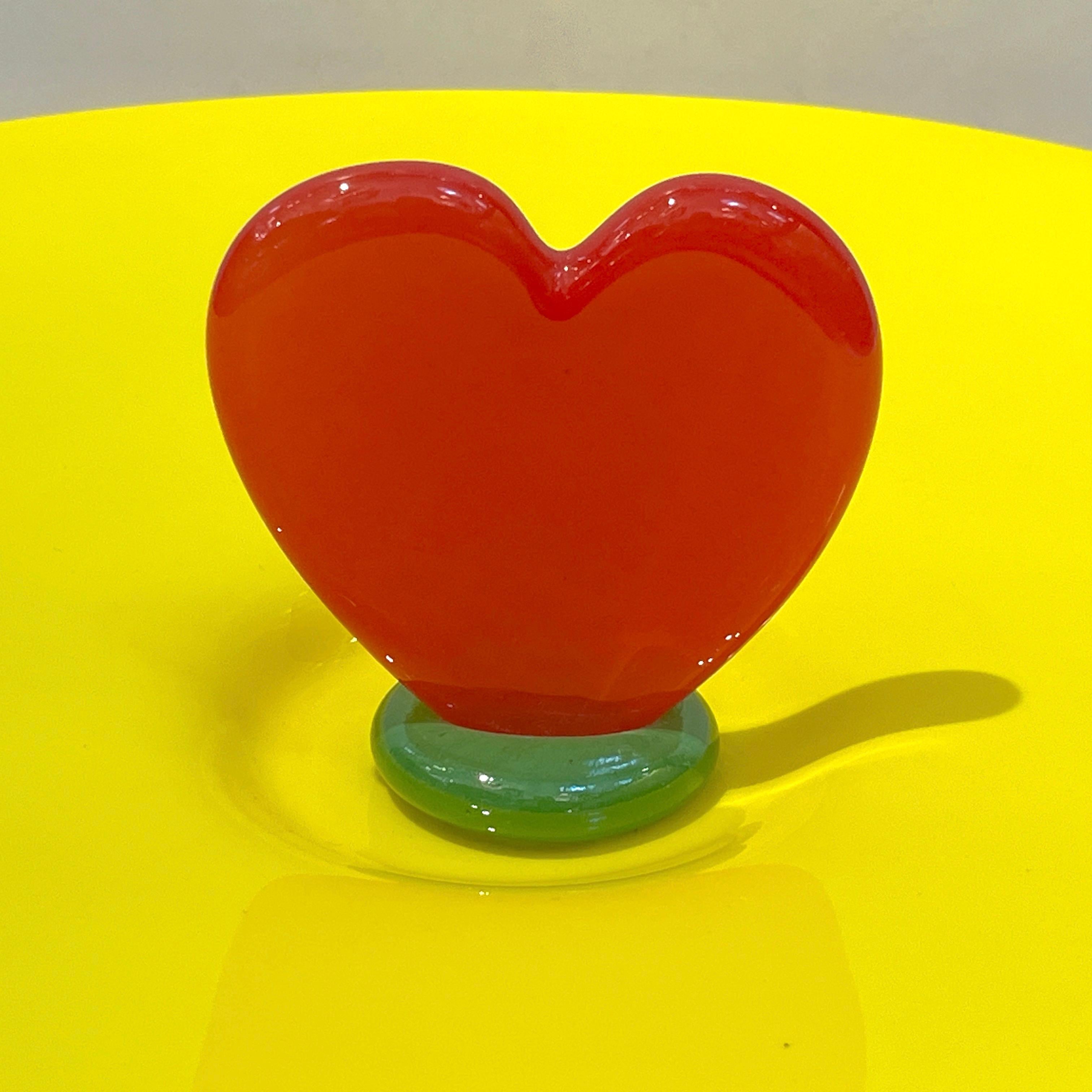 Fait main 1990 Barovier & Greene & Greene Murano Yellow Red Green Heart Glass Centerpiece en vente