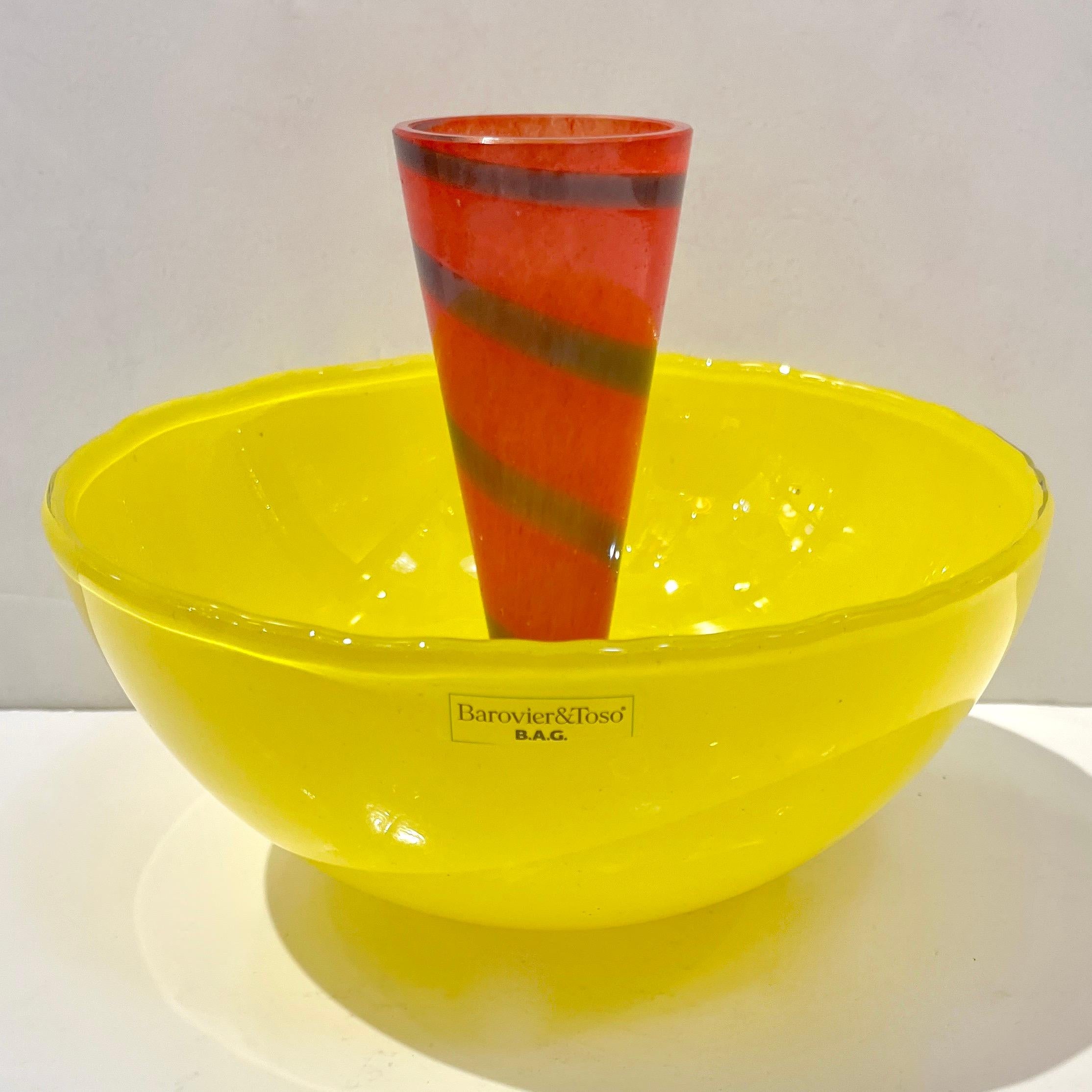 1990er Jahre Barovier & Toso Gelb Rot Murano Glas Schale Vase im Angebot 1
