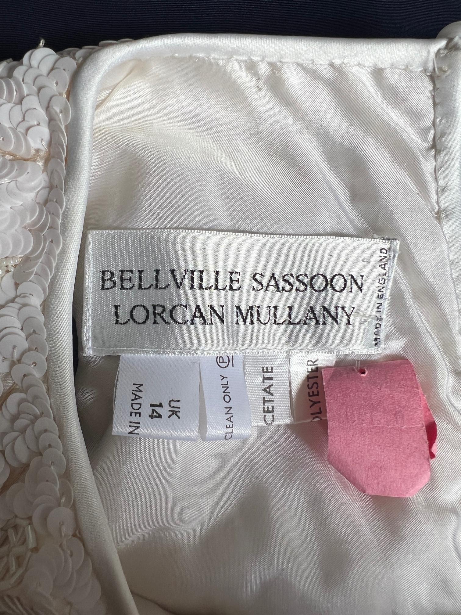 Vestido de lentejuelas azul marino y blanco acampanado Bellville Sassoon de los años 90 en venta 2