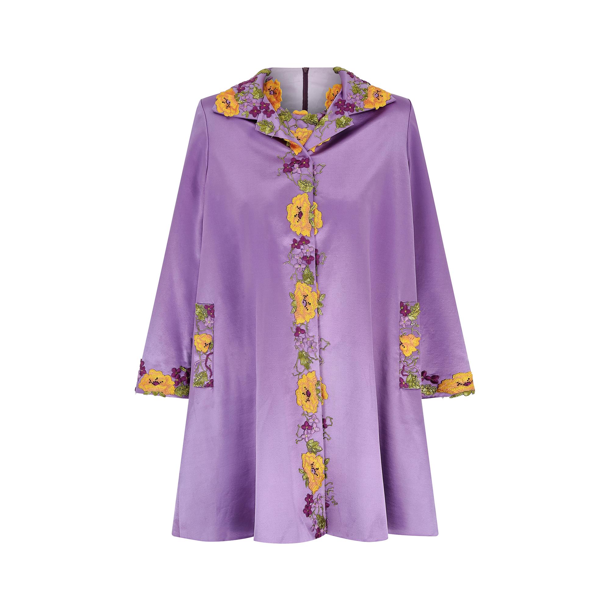Donna Abito giacca Bespoke anni '90 con ricamo floreale viola in vendita