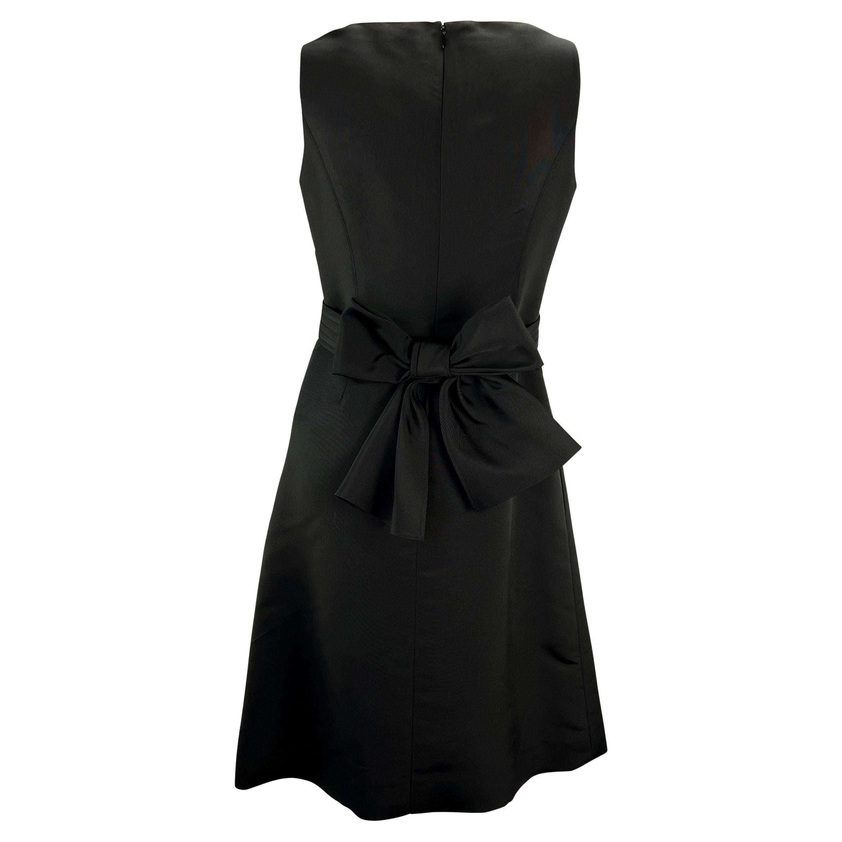 1990s Bill Blass Couture Black Bow Sleeveless Cocktail Dress In Excellent Condition For Sale In West Hollywood, CA