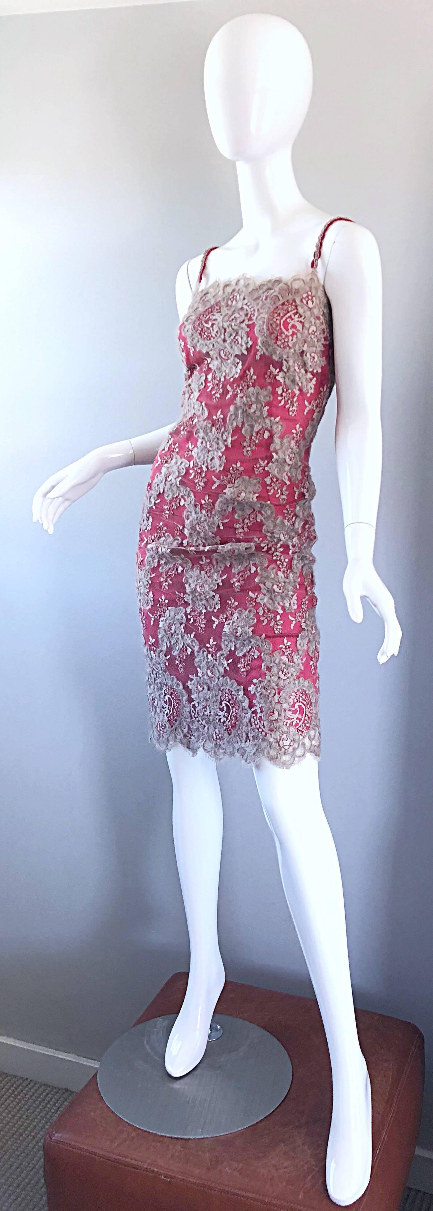 1990s Bill Blass Size 8 10 Raspberry Pink Beige Silk Chiffon + Mohair Lace Dress For Sale 9