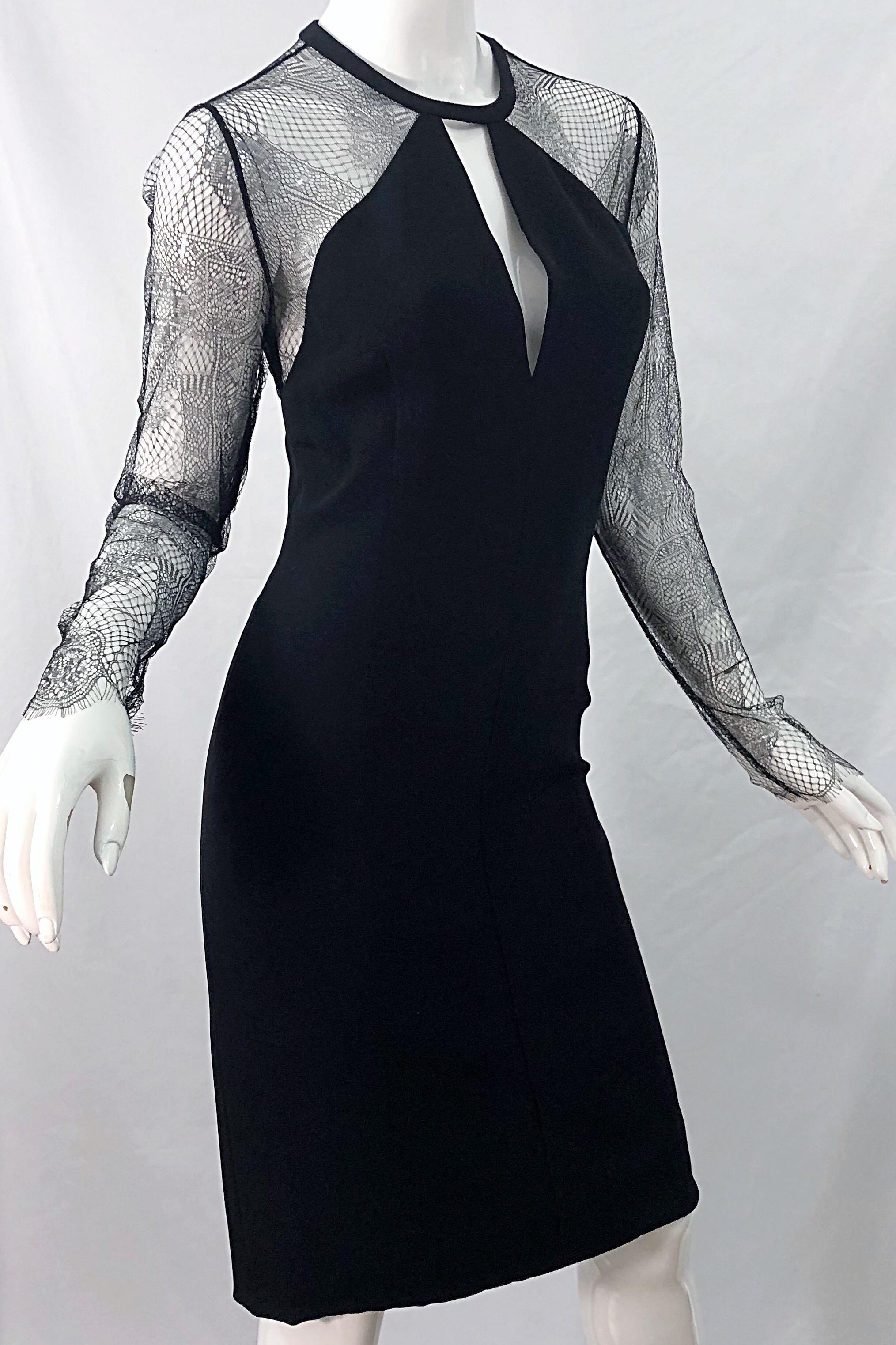 1990er Bill Blass Größe 8 Schwarzes langärmeliges Kleid aus schwarzer Seide mit Spitze im Vintage-Stil mit Ausschnitt im Angebot 10