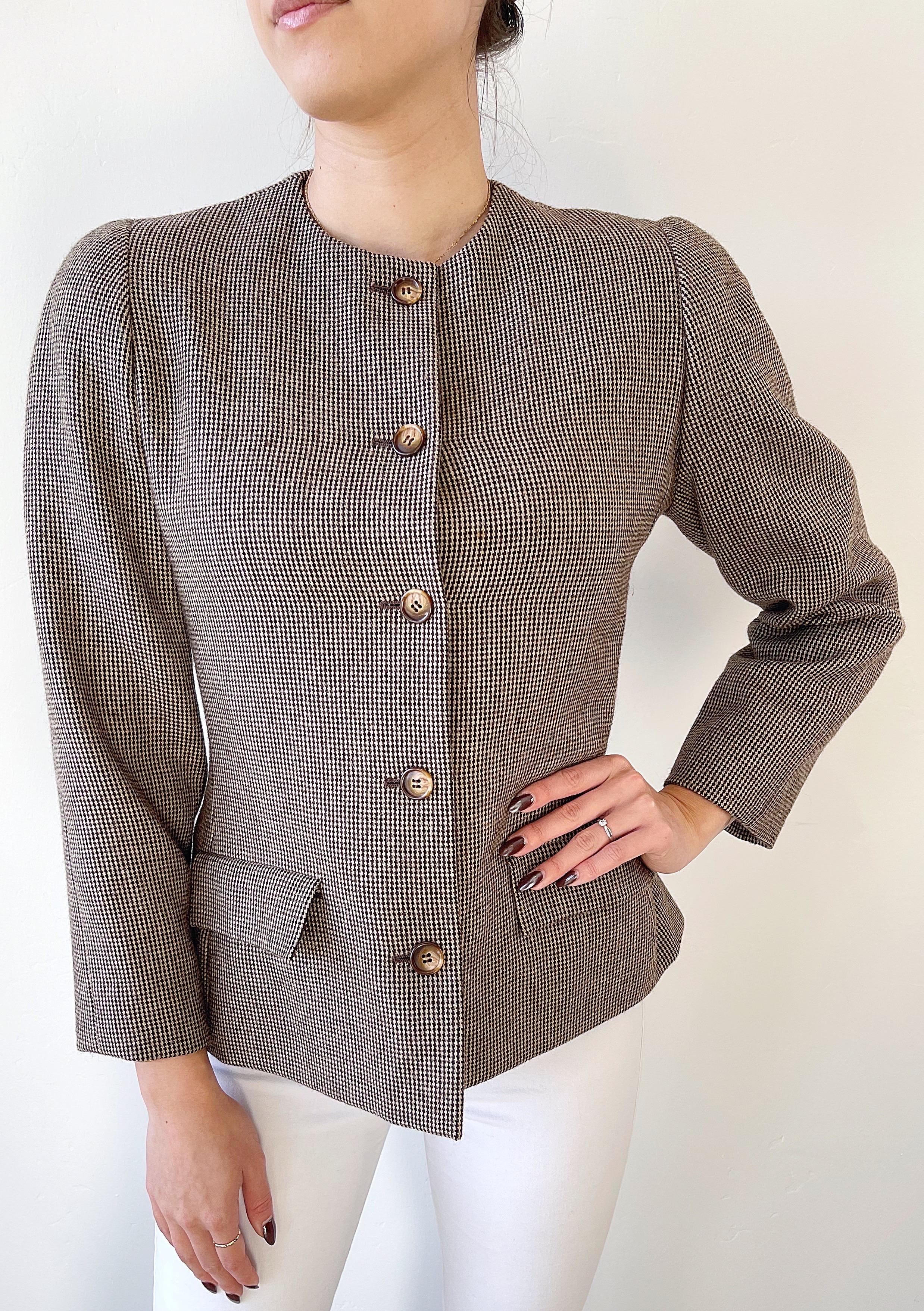 1990s Bill Blass Size 8 For Saks 5th Avenue Brown Vintage 90s Collarless Blazer For Sale 15