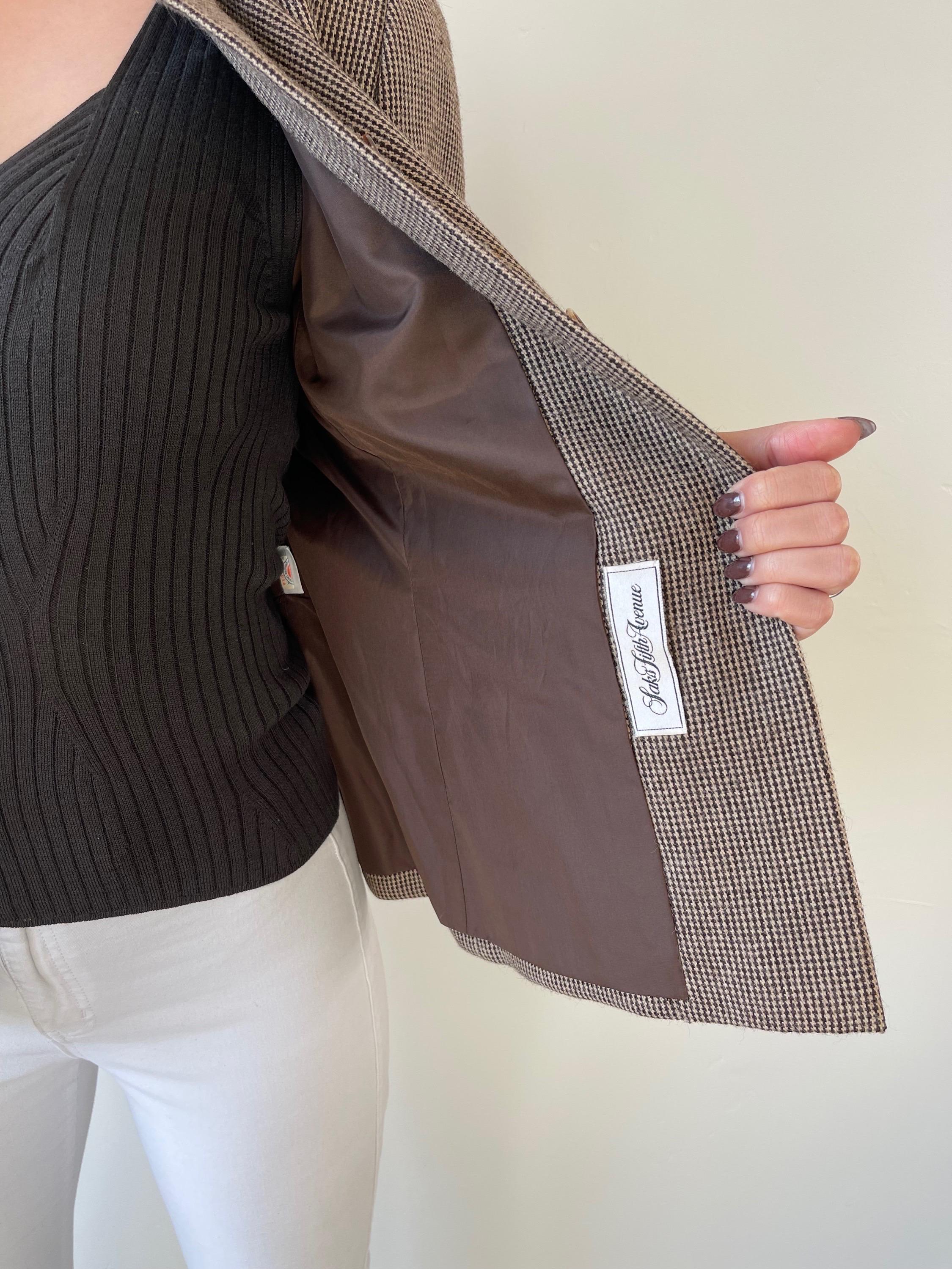 Women's 1990s Bill Blass Size 8 For Saks 5th Avenue Brown Vintage 90s Collarless Blazer For Sale