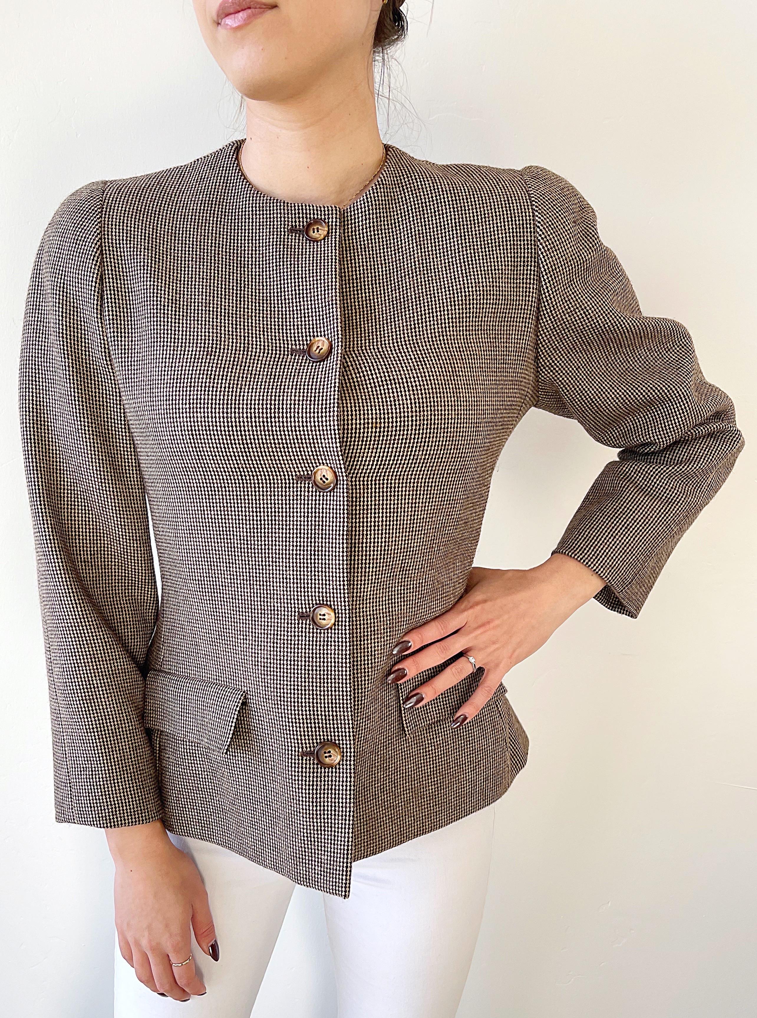 1990s Bill Blass Size 8 For Saks 5th Avenue Brown Vintage 90s Collarless Blazer For Sale 4