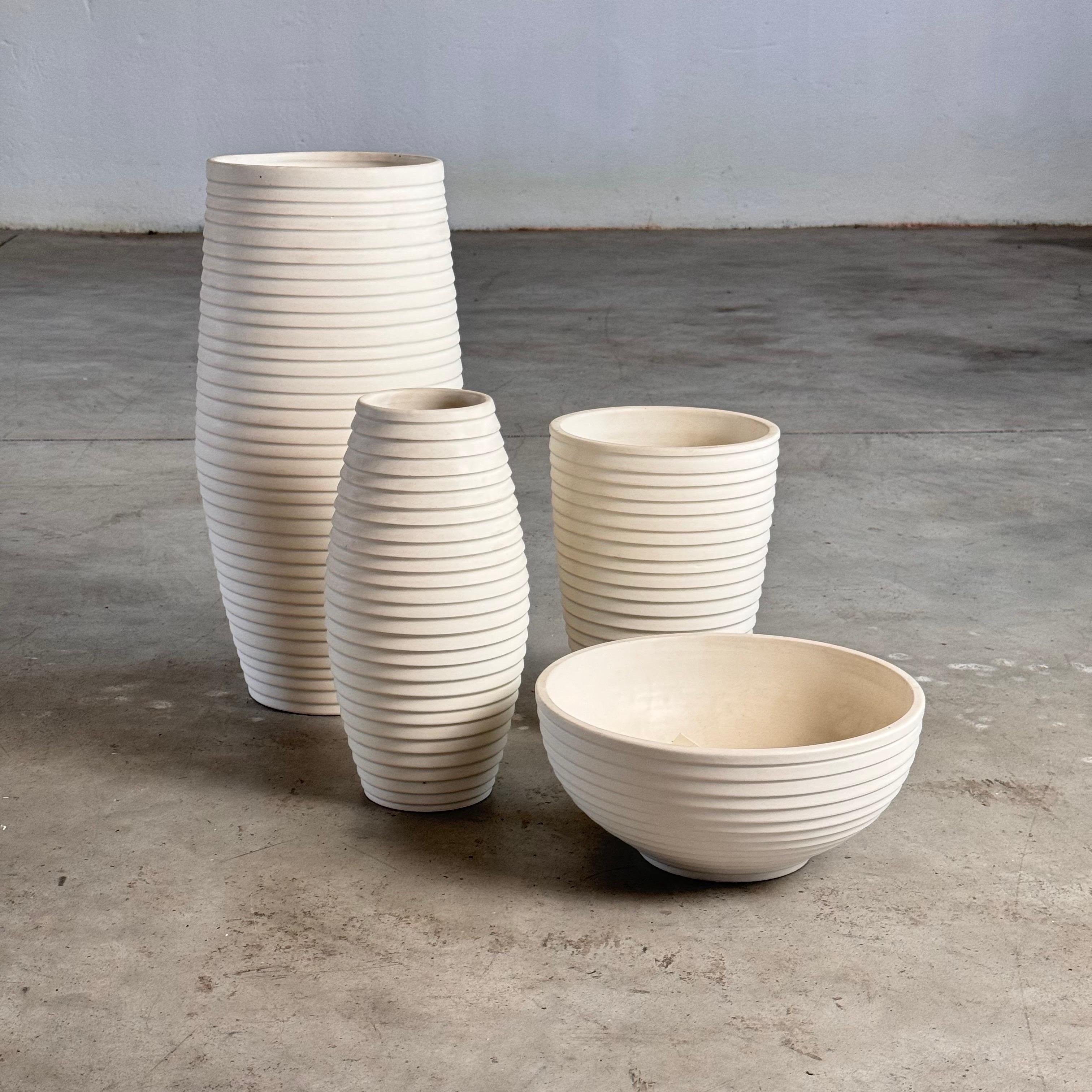 Mid-Century Modern 1990s Bitossi White Ceramic Set with Elegant Textured Design, Pristine Condition For Sale