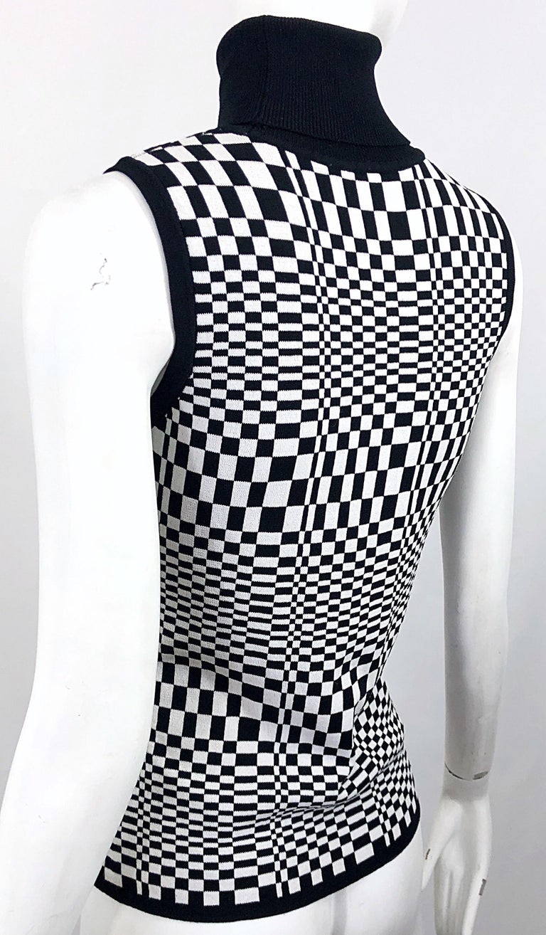 1990s Black and White Op Art 3 - D Print Sleeveless Vintage Knit Turtleneck Top For Sale 3