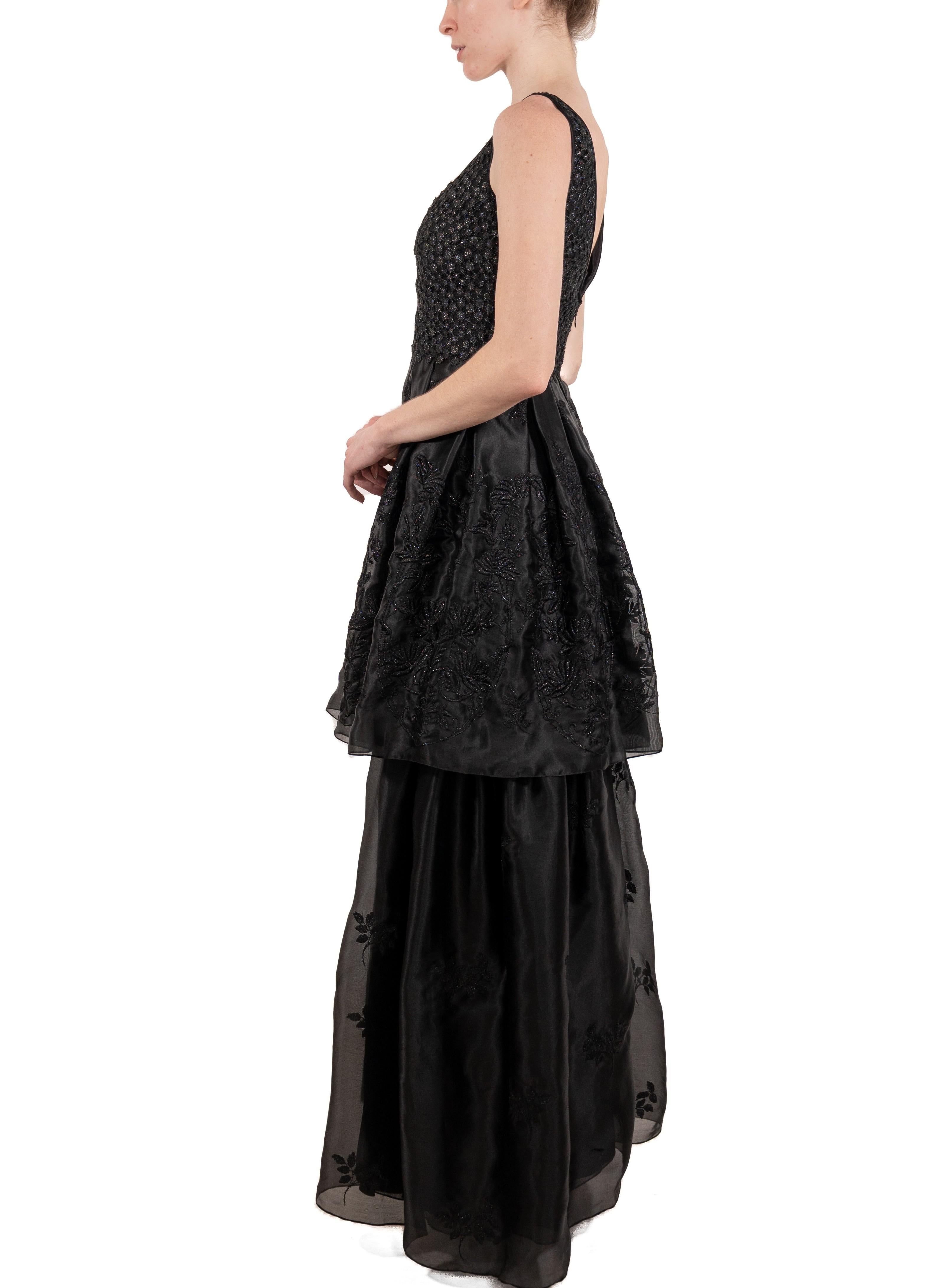 1990S Schwarzes besticktes Kleid aus Rayon und Seidenorganza im Zustand „Gut“ im Angebot in New York, NY