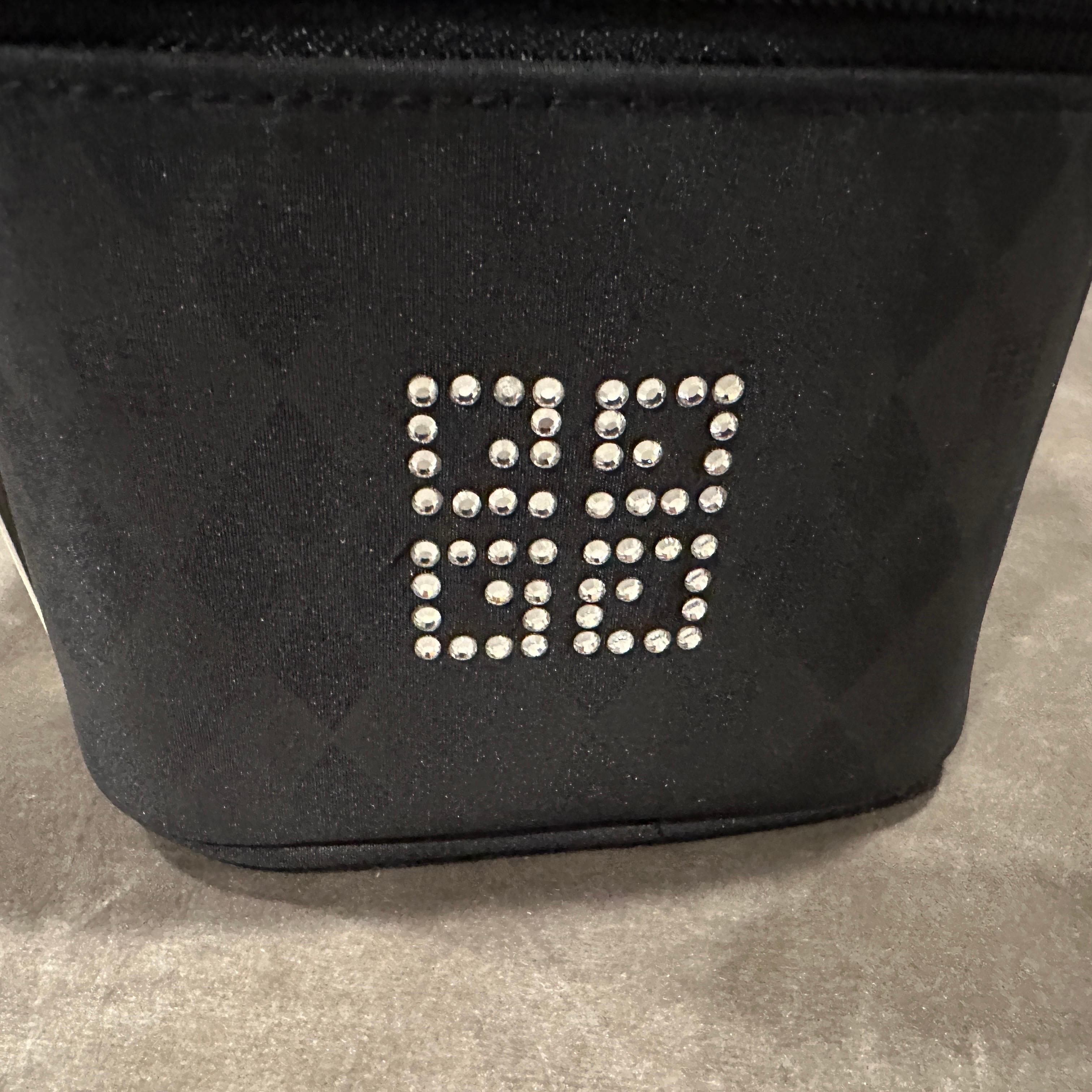 Piccola Minaudière anni '90 in tessuto nero e strass di Givenchy in vendita 8