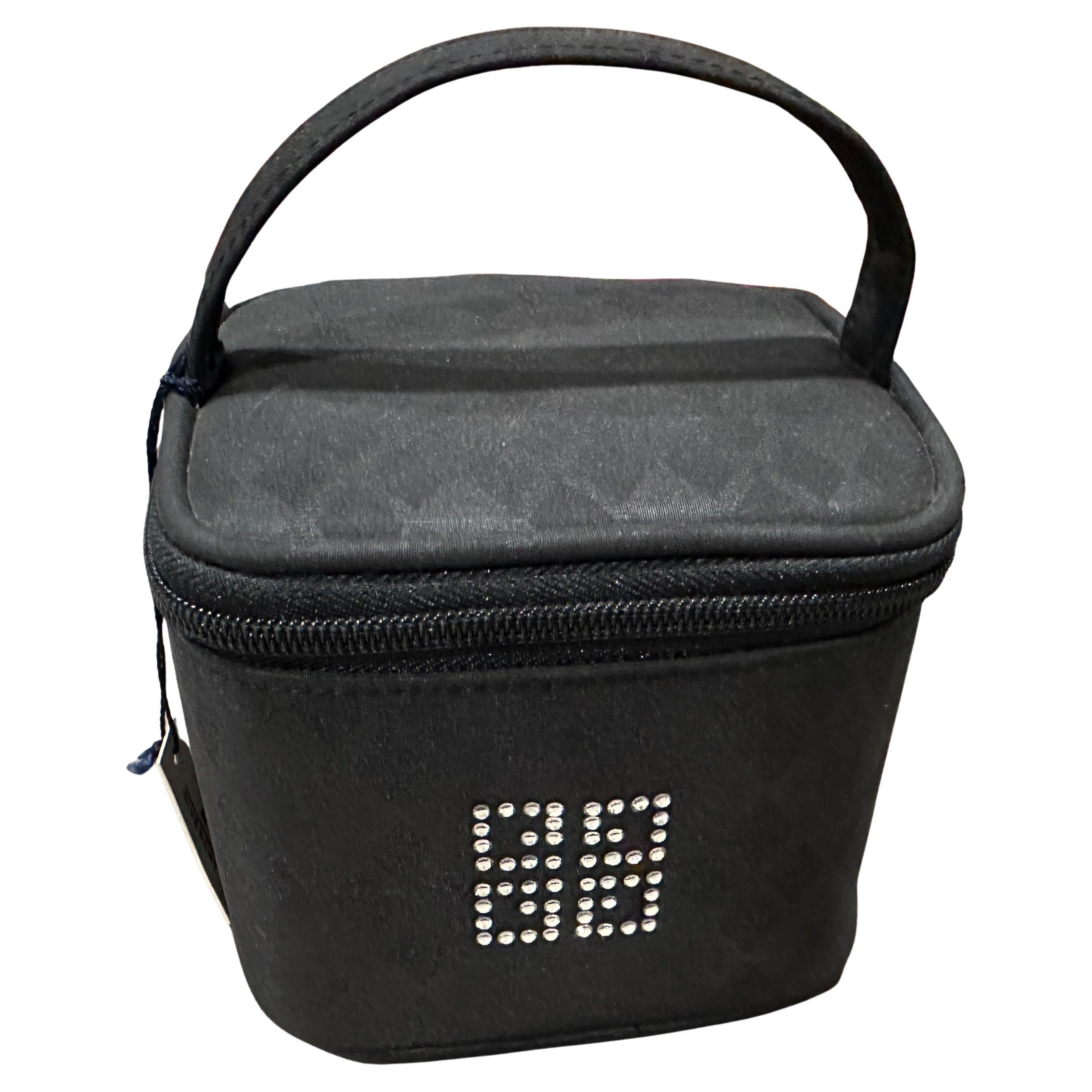 Piccola Minaudière anni '90 in tessuto nero e strass di Givenchy in vendita